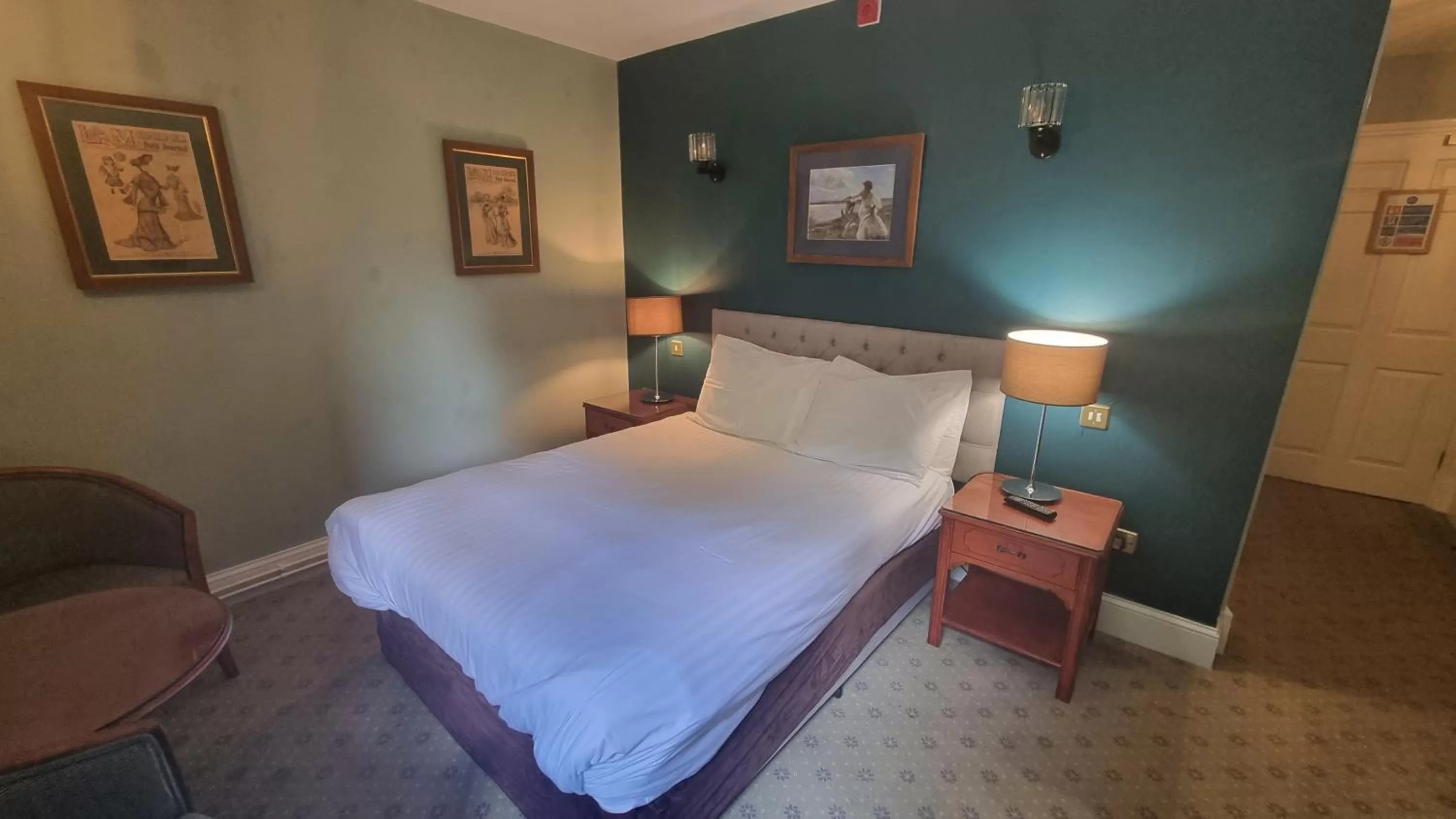 Small Double Room in Makeney Hall Hotel