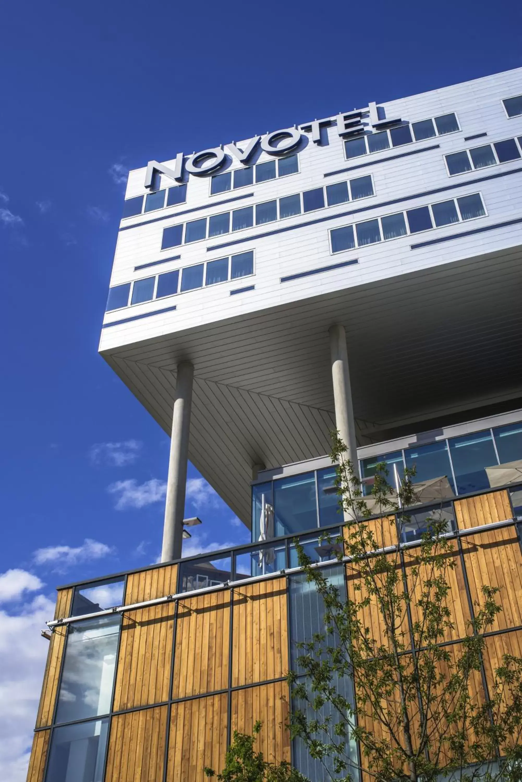 Facade/entrance, Property Building in Novotel Lyon Confluence