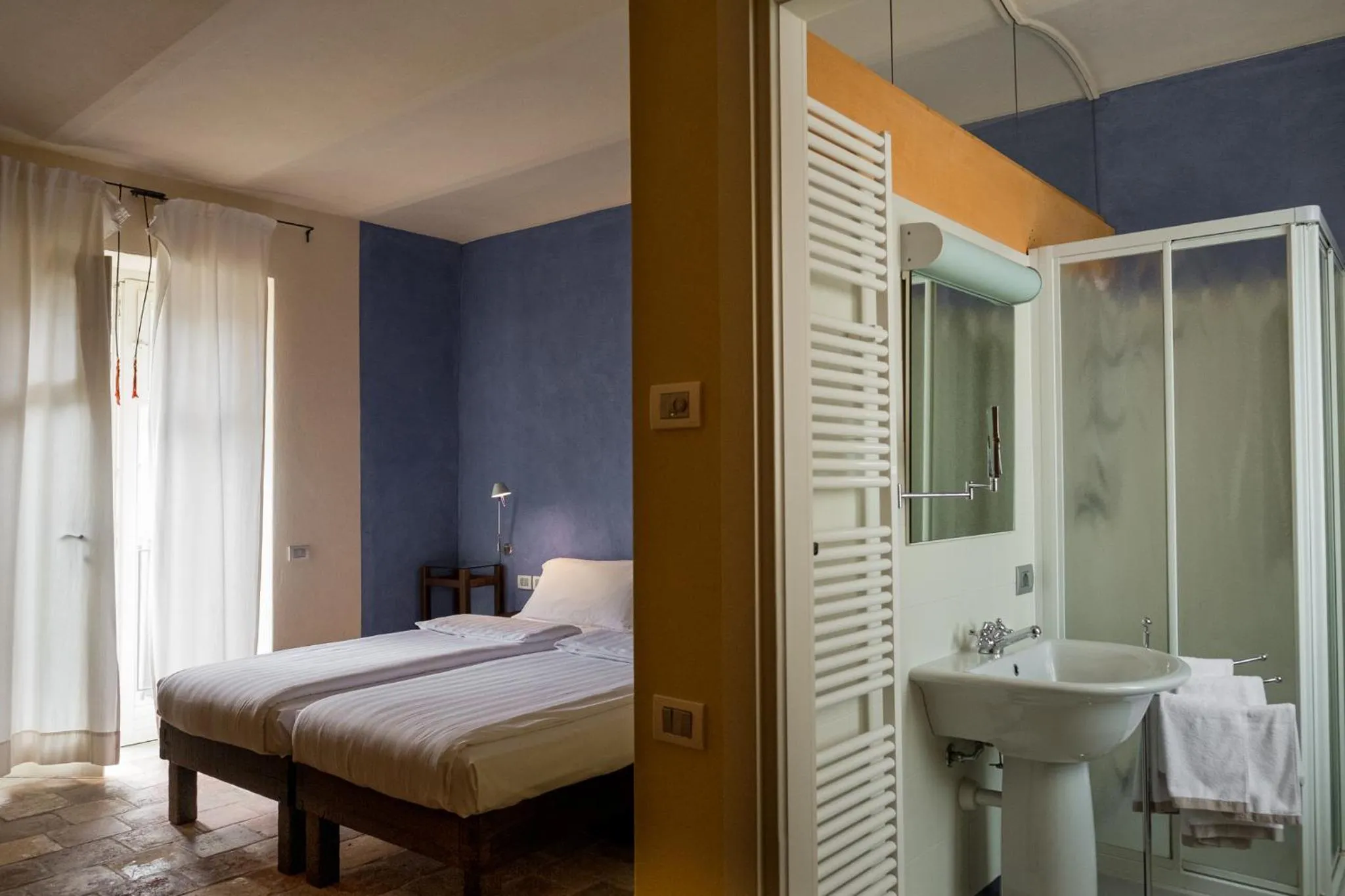 Bed in Albergo Real Castello