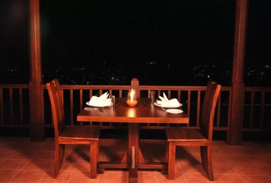 Restaurant/places to eat in Kandy Unique Hotel