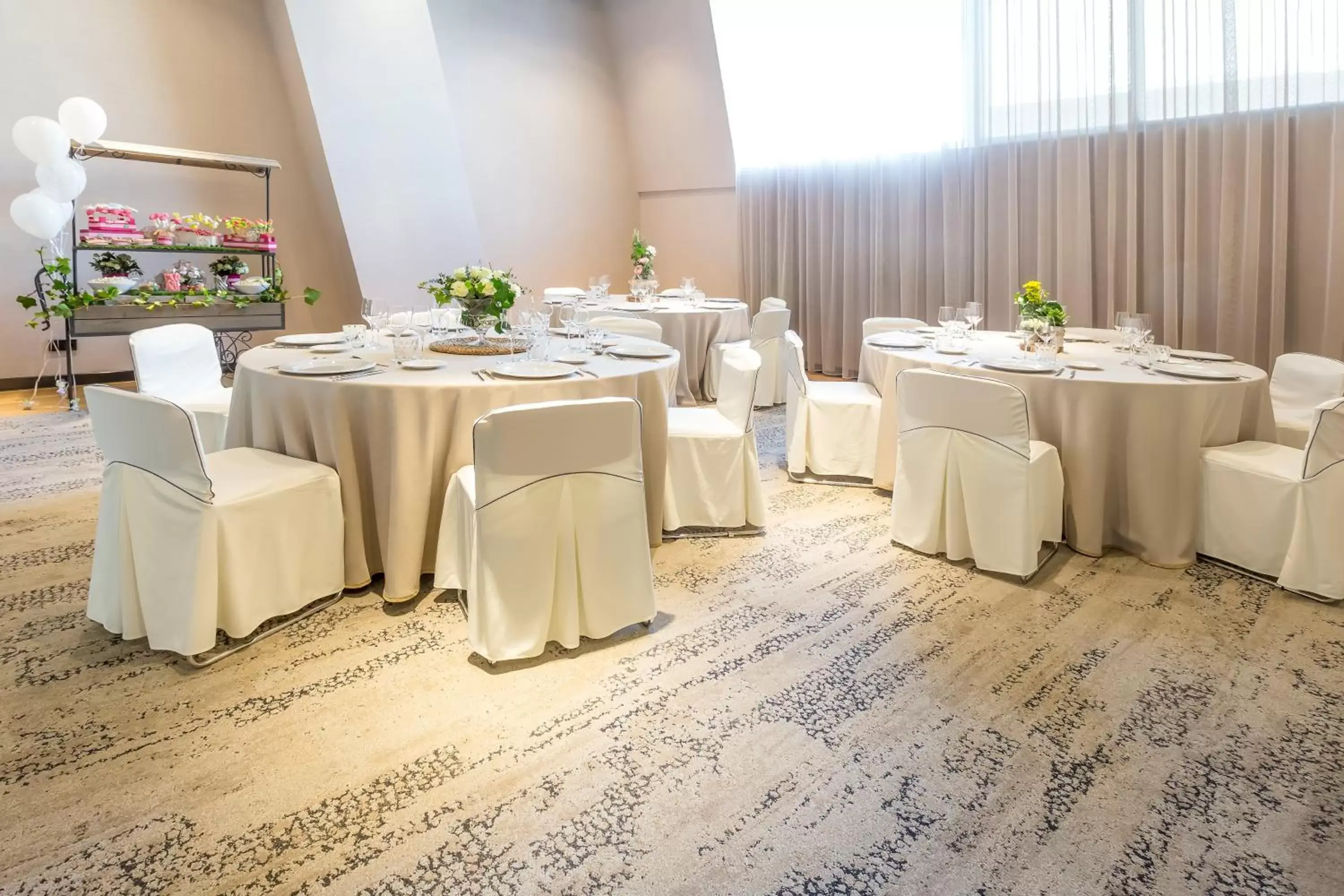 Banquet/Function facilities, Banquet Facilities in Hotel Novotel Sevilla