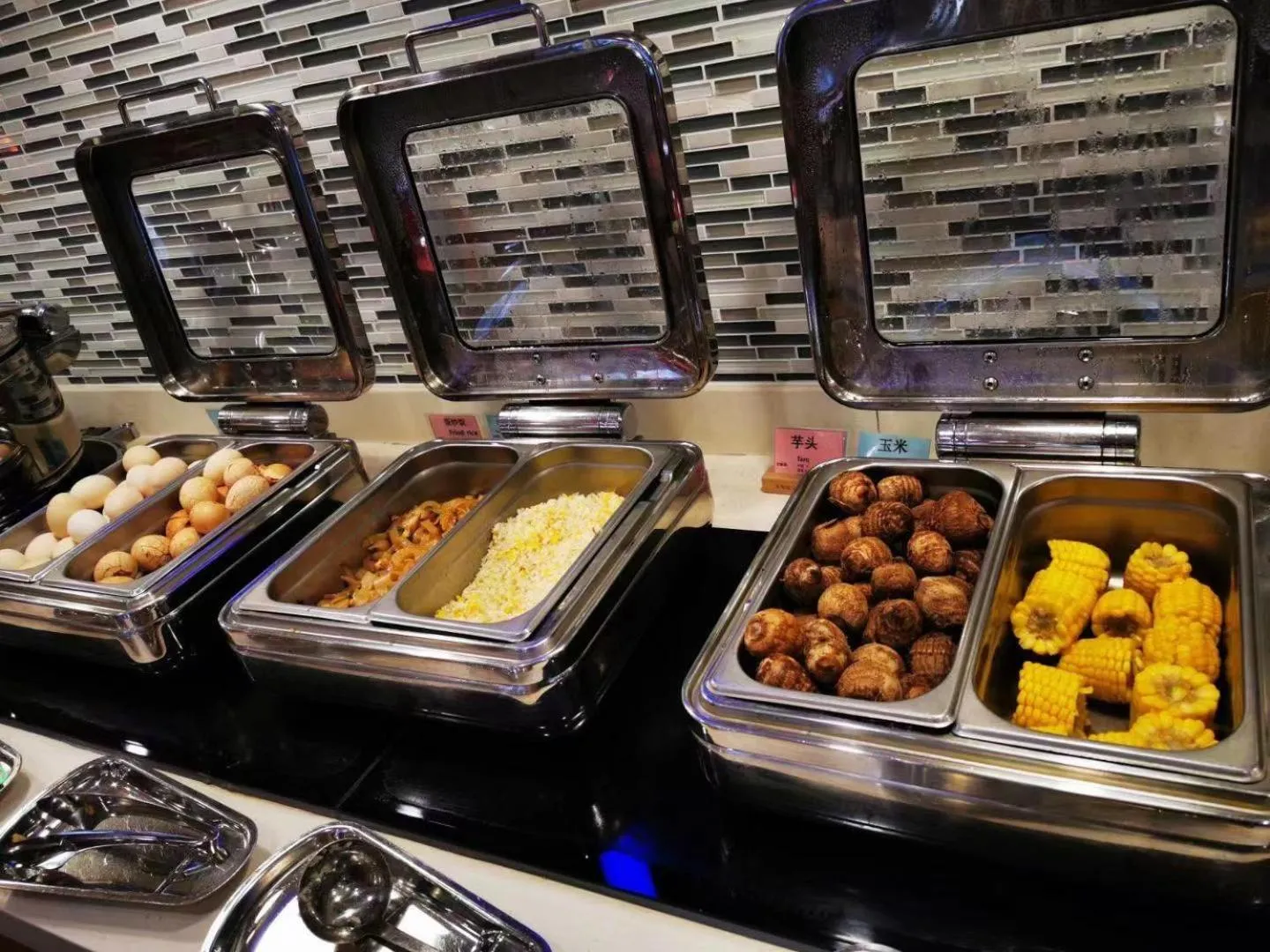 Food in Holiday Inn Express - Wuhan Optical Valley by IHG