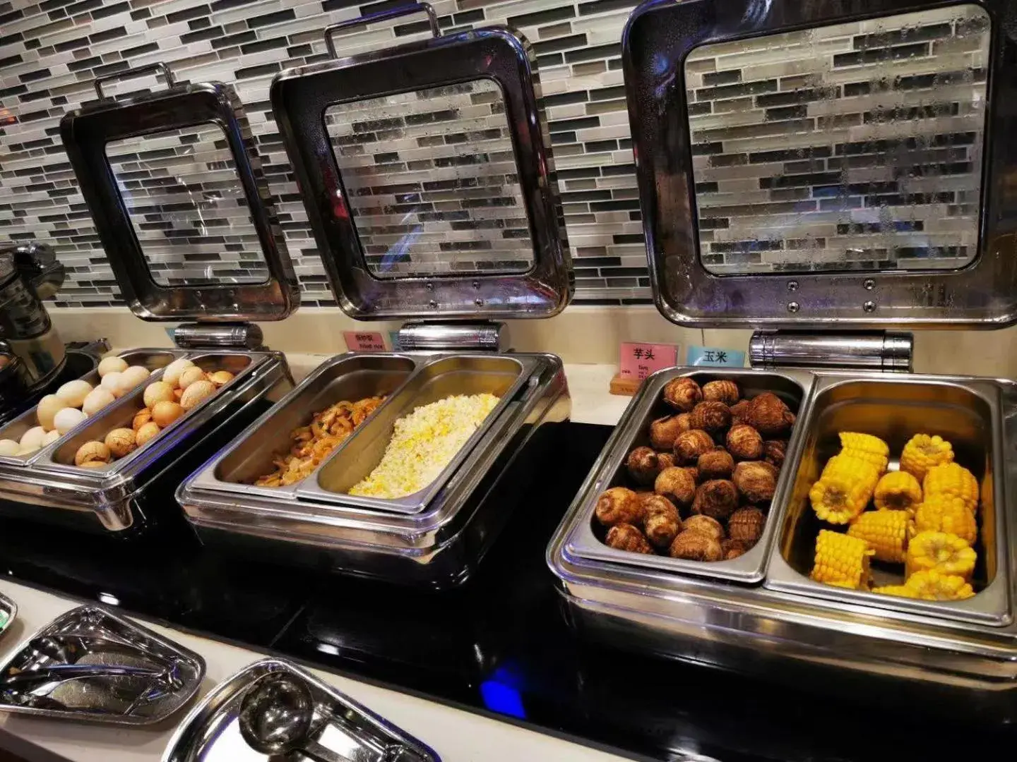 Food in Holiday Inn Express - Wuhan Optical Valley by IHG Food in Holiday Inn Express - Wuhan Optical Valley by IHG