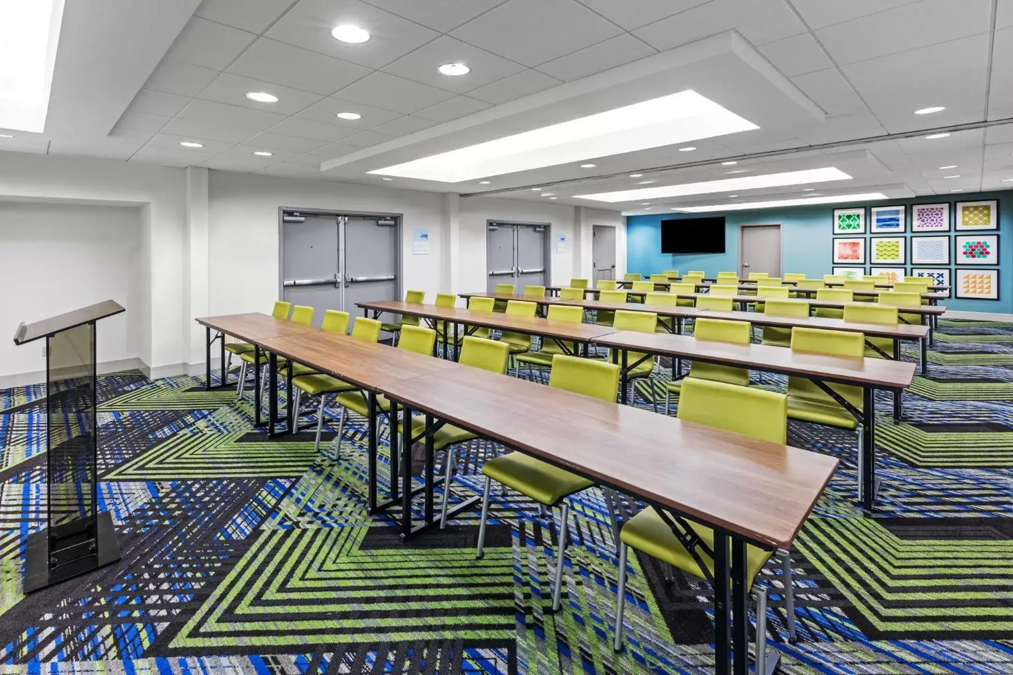 Meeting/conference room in Holiday Inn Express & Suites Sulphur - Lake Charles, an IHG Hotel