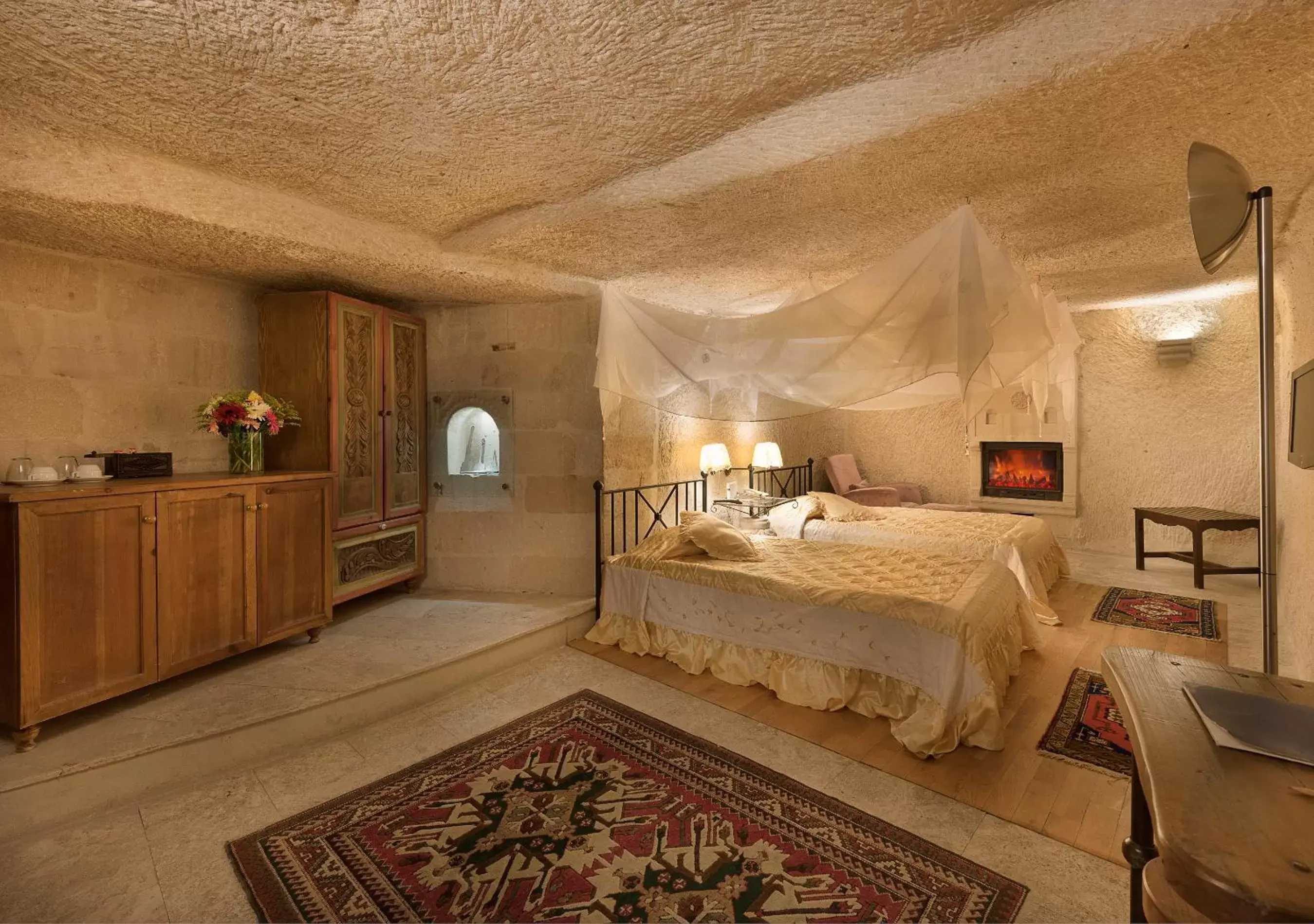 Bed in Anatolian Houses Cave Hotel & SPA