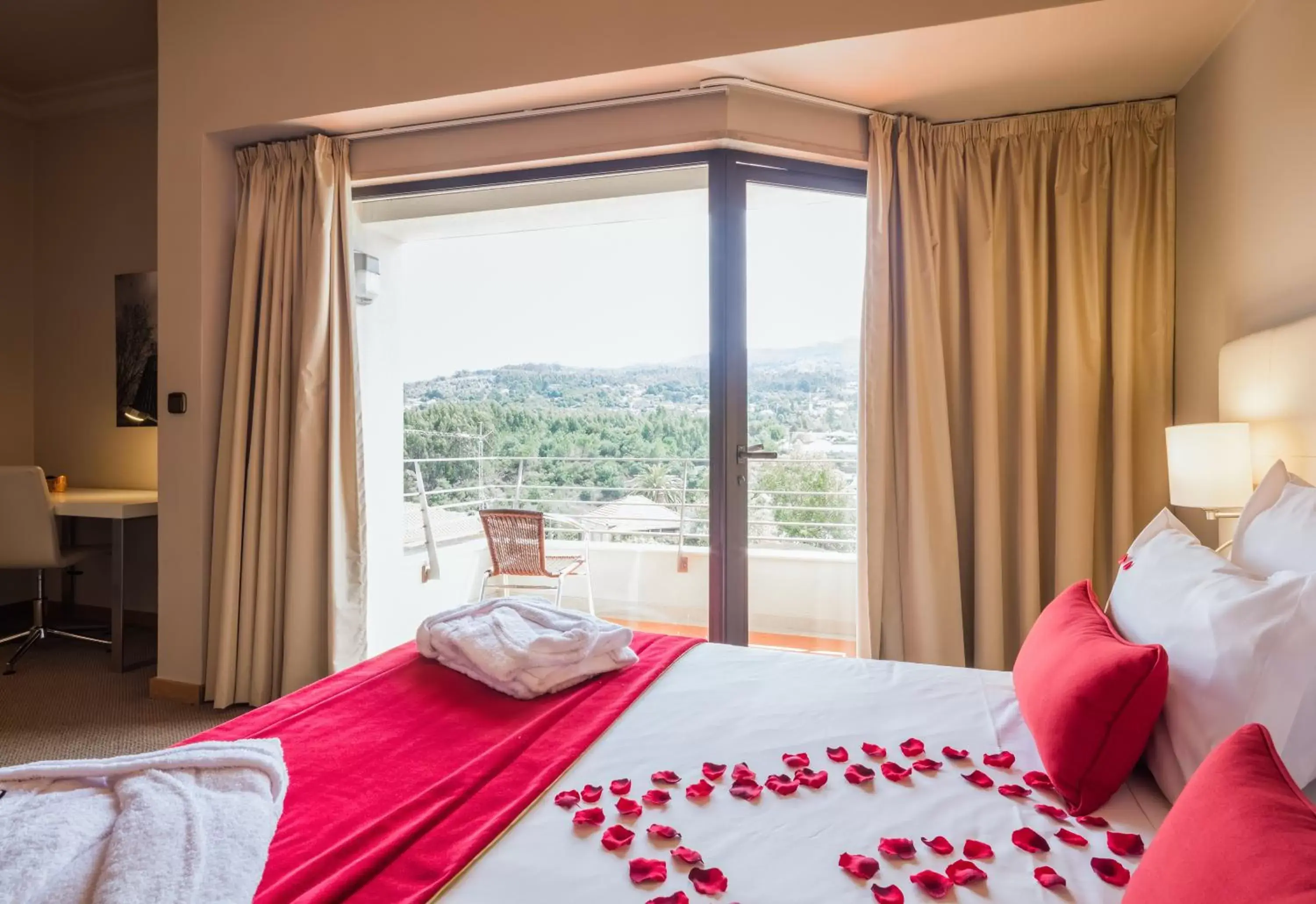 Decorative detail, Bed in Cidnay Santo Tirso - Charming Hotel & Executive Center