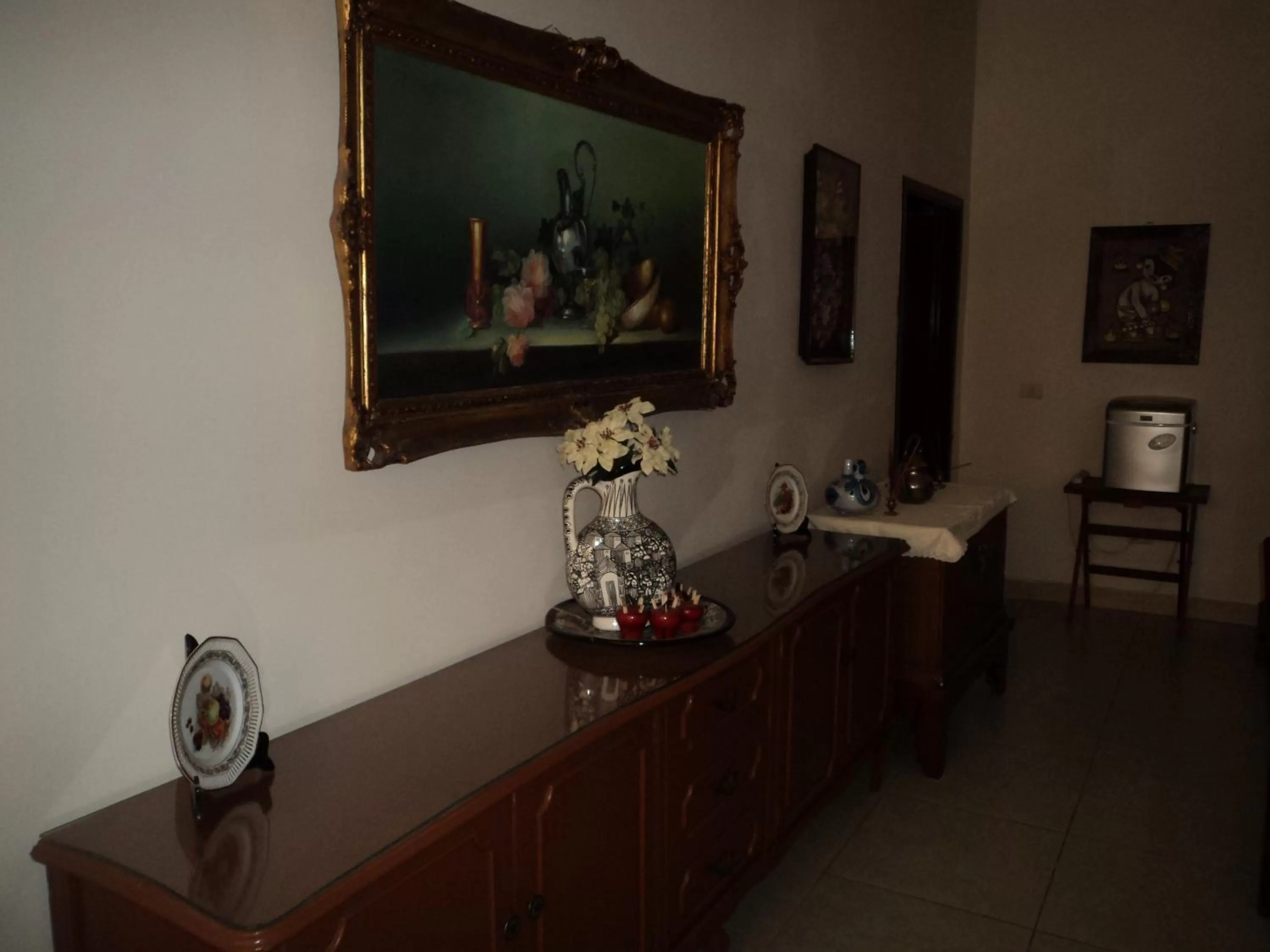 Decorative detail in Mansion Serrano Hotel