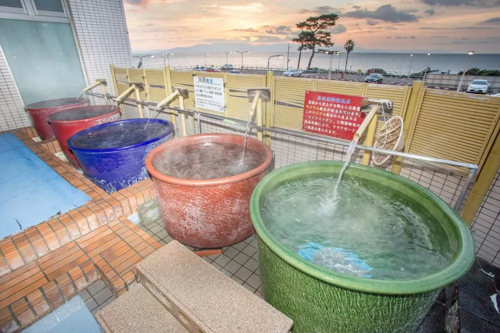 Kur and Hotel Suruga