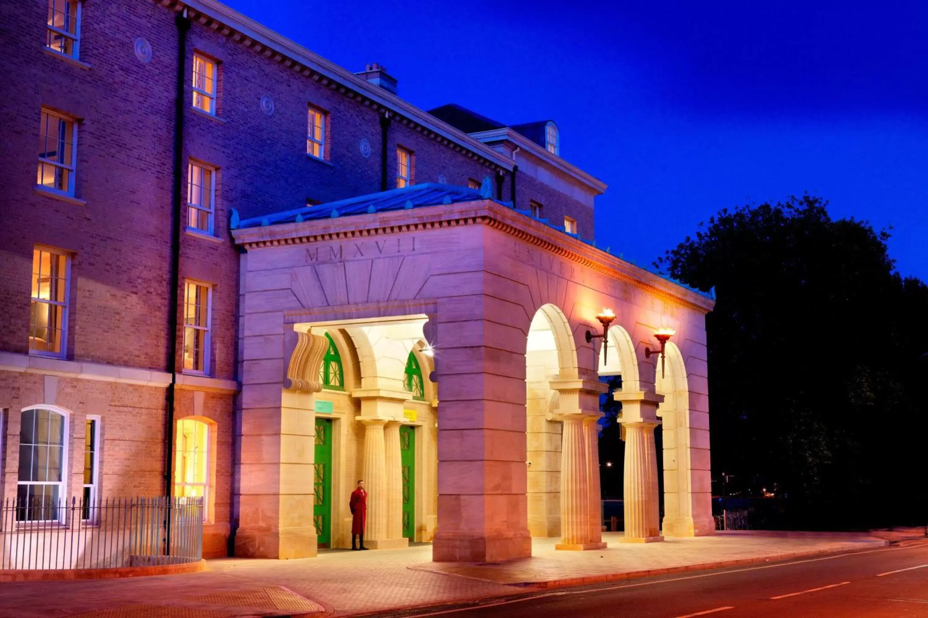 Property Building in University Arms, Autograph Collection