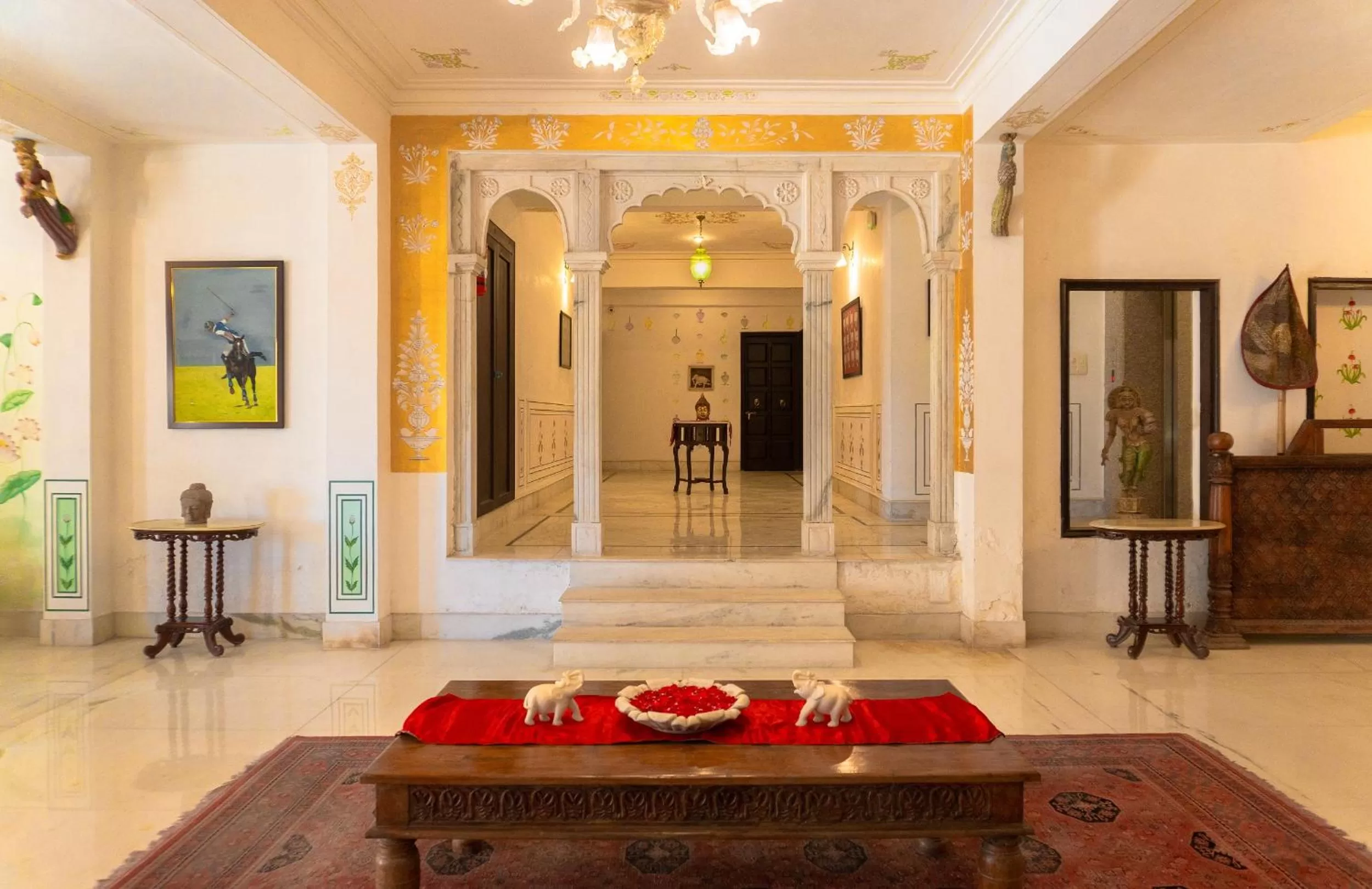 Decorative detail in Amar Kothi