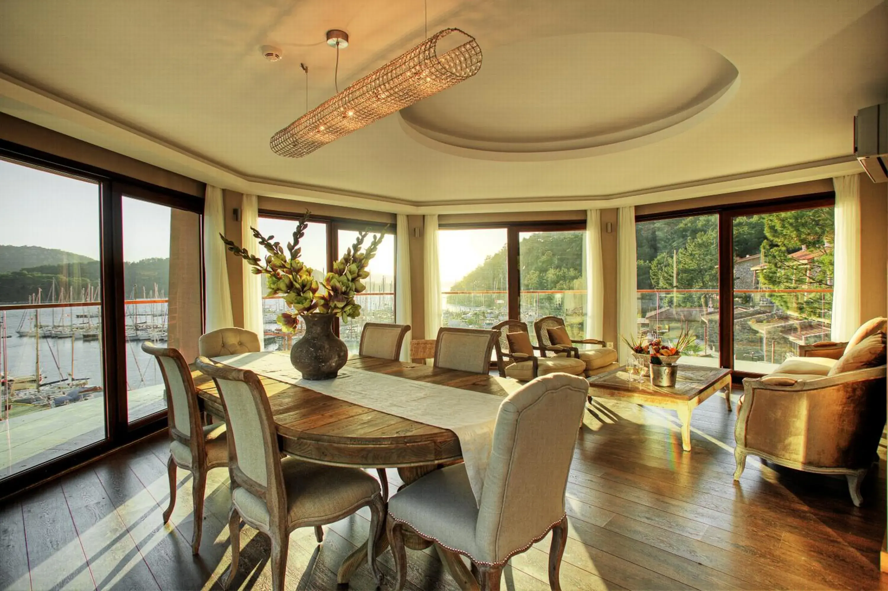 Seating area, Dining Area in Marti Hemithea Hotel