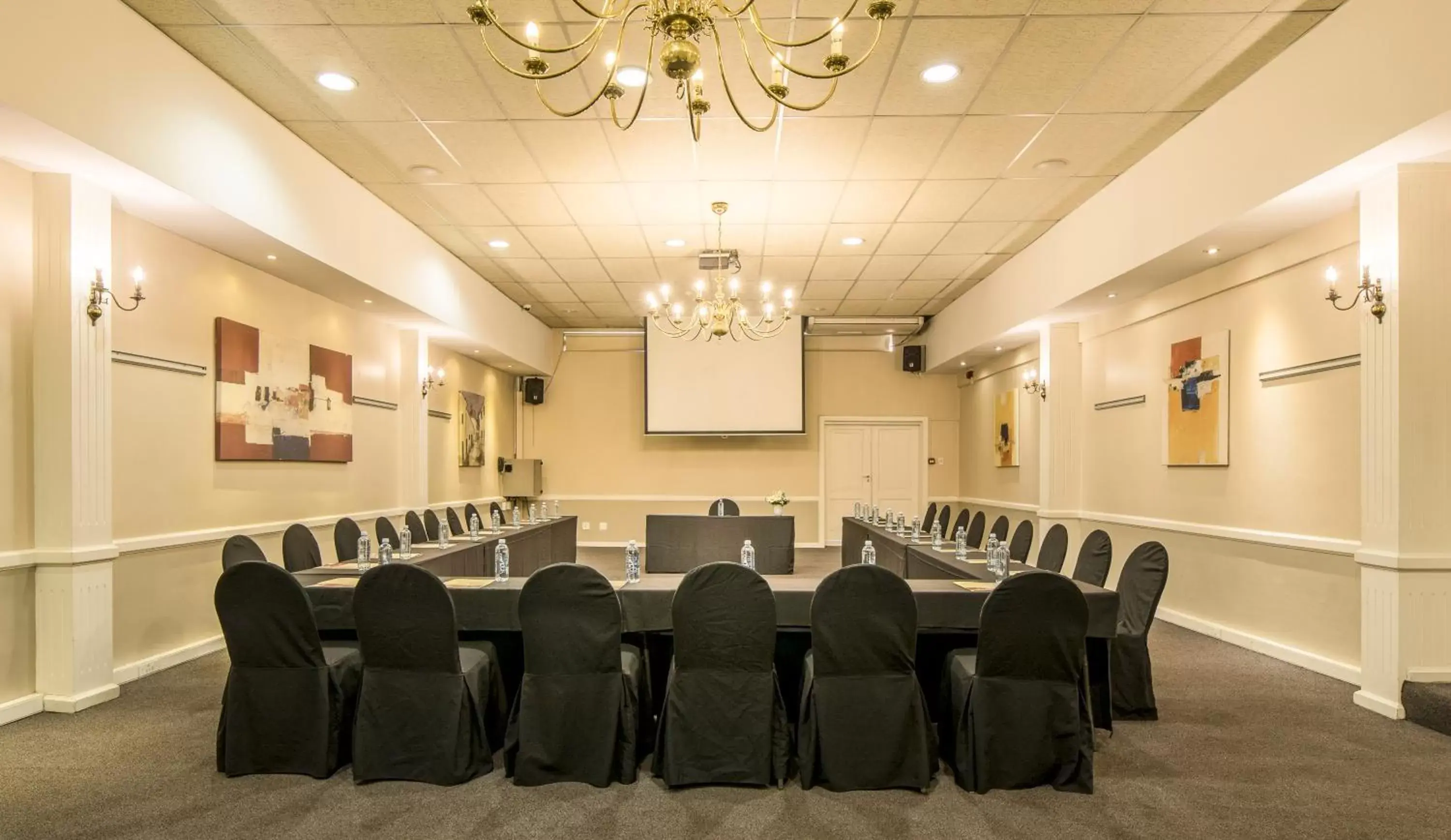Business facilities in Hotel 224 & Apartments