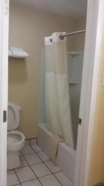 Bathroom in San Marcos Inn