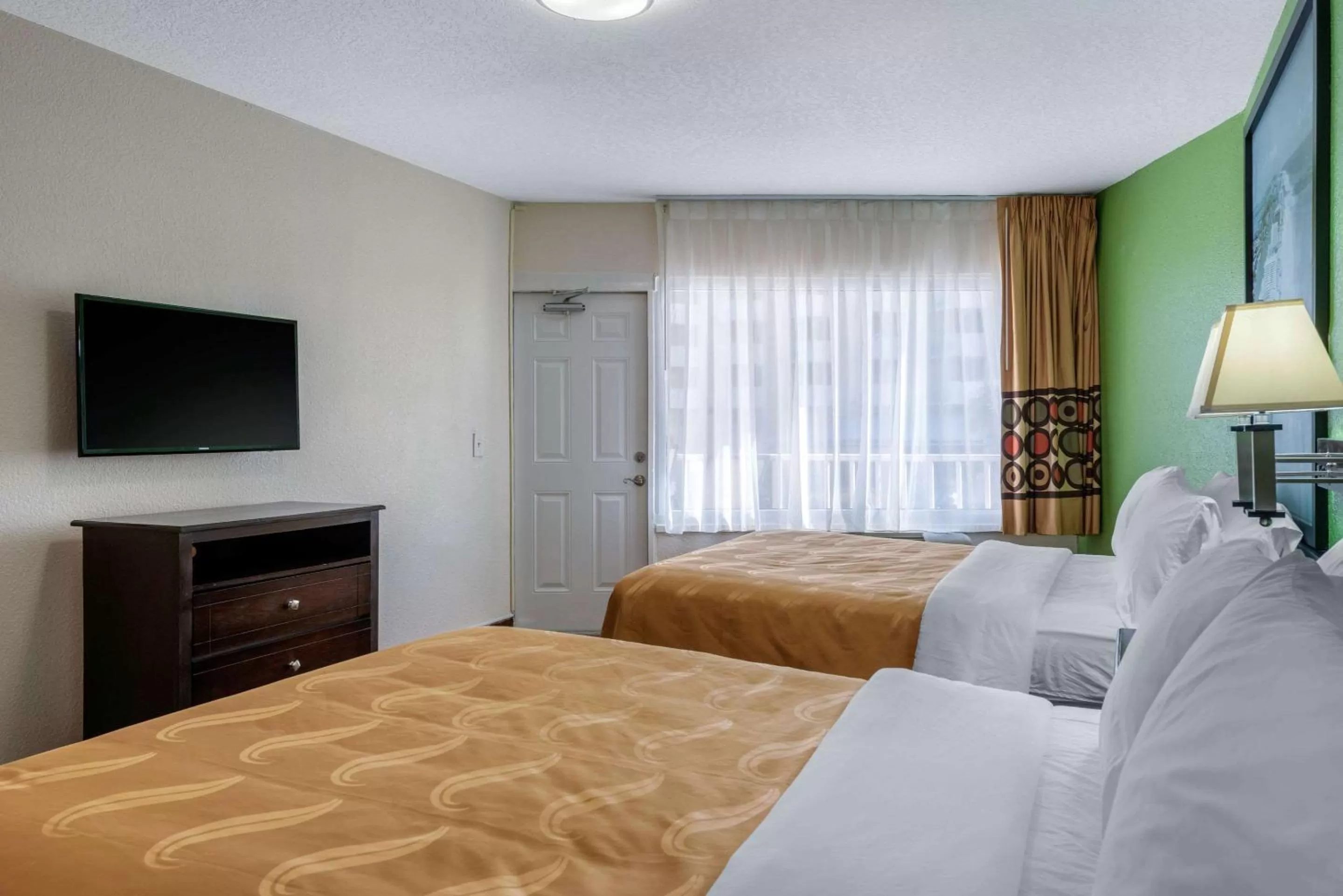 Photo of the whole room, Bed in Quality Inn Daytona Beach Oceanfront