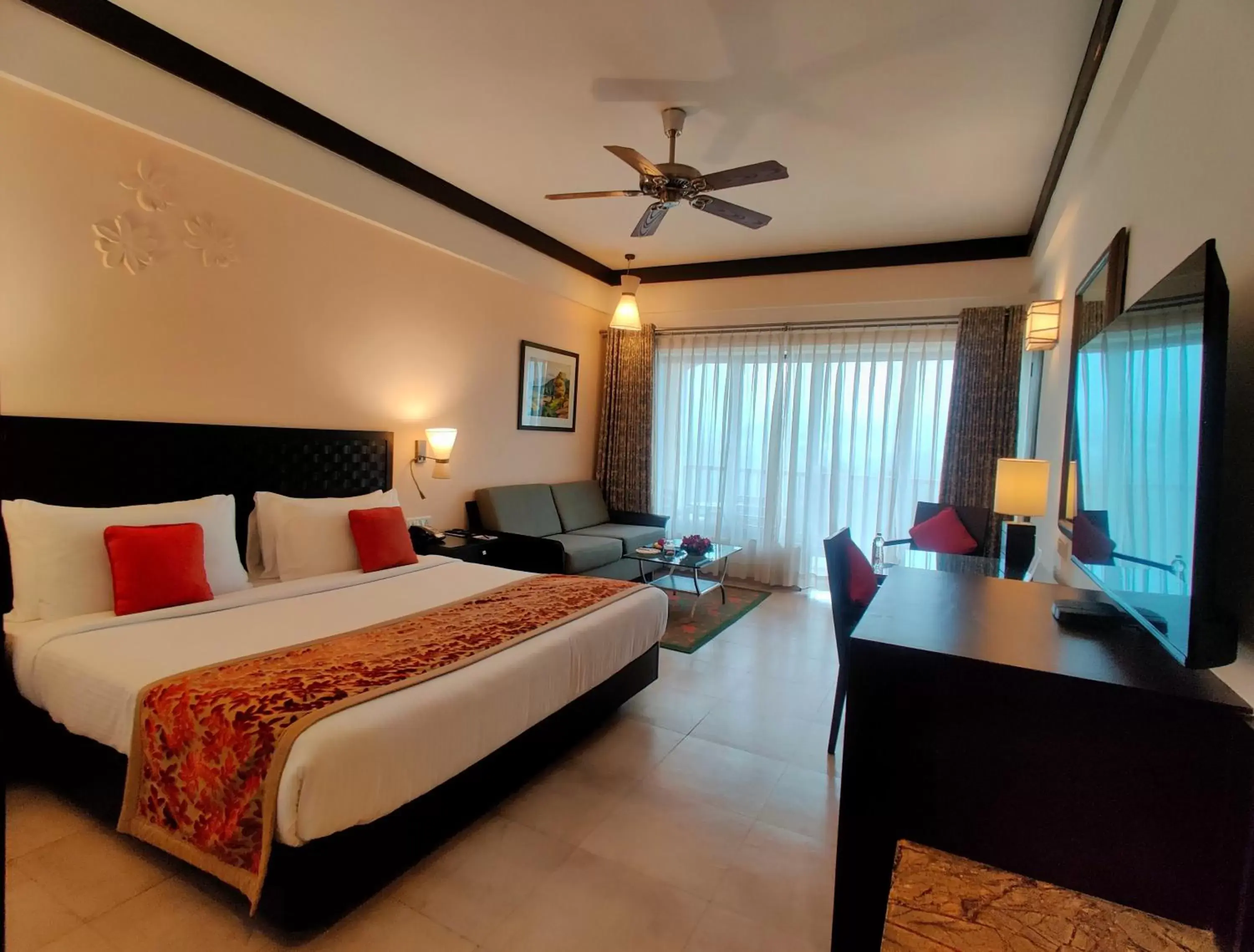 Bed in Fariyas Resort Lonavala