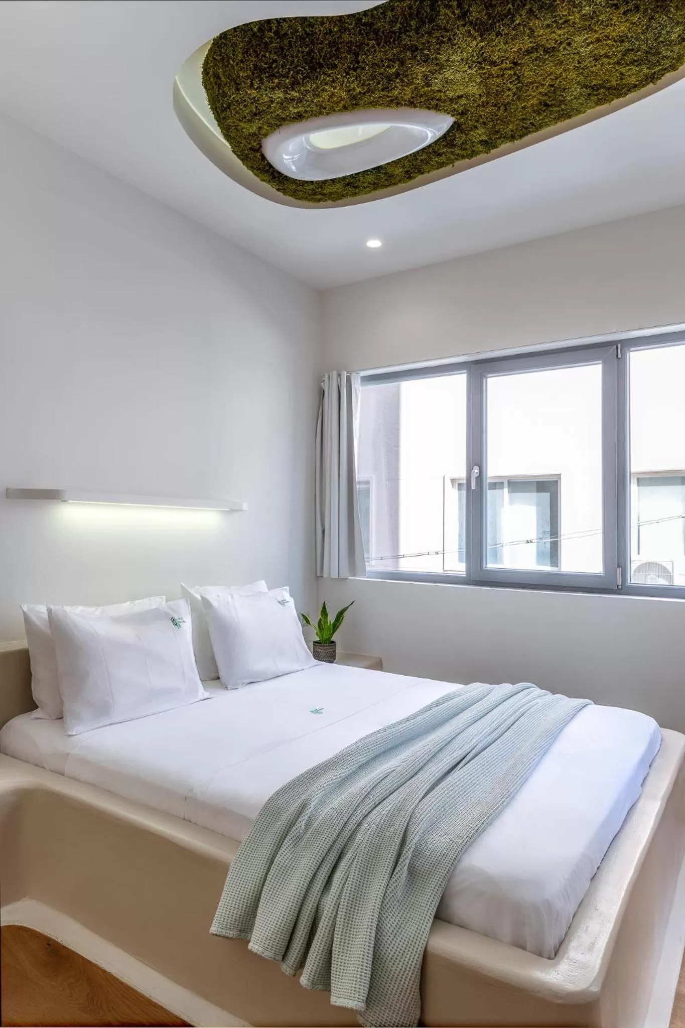 Bed in LOFUS Bio-Suites