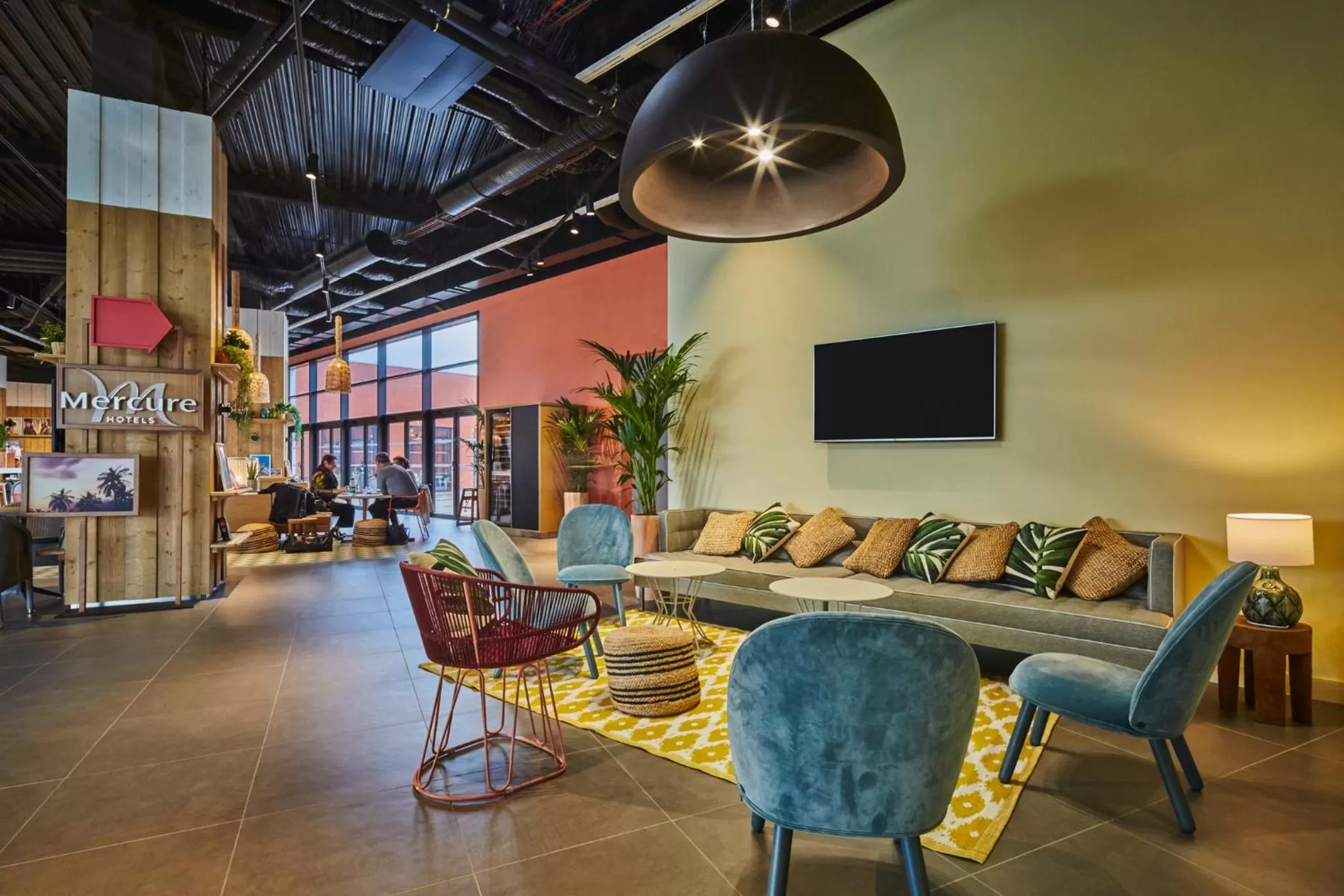 Property logo or sign in Mercure Paris Orly Airport