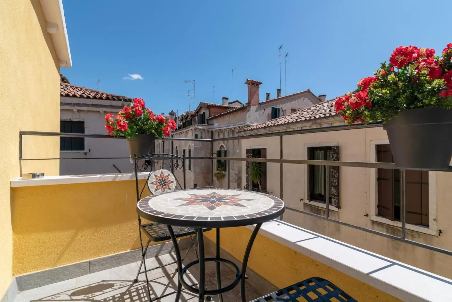 Balcony/Terrace in Grifoni Boutique Hotel