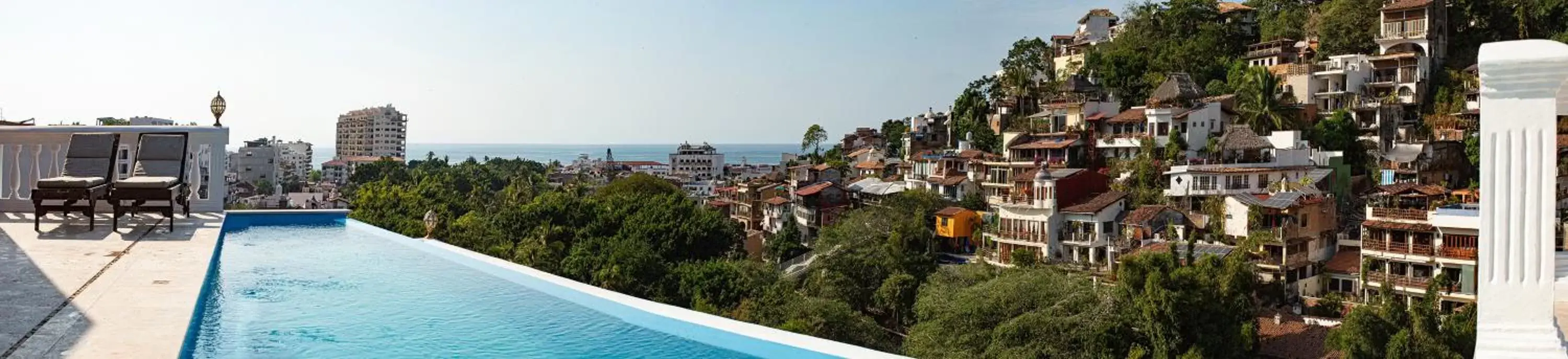 Swimming pool in Hotel Boutique Rivera Del Rio