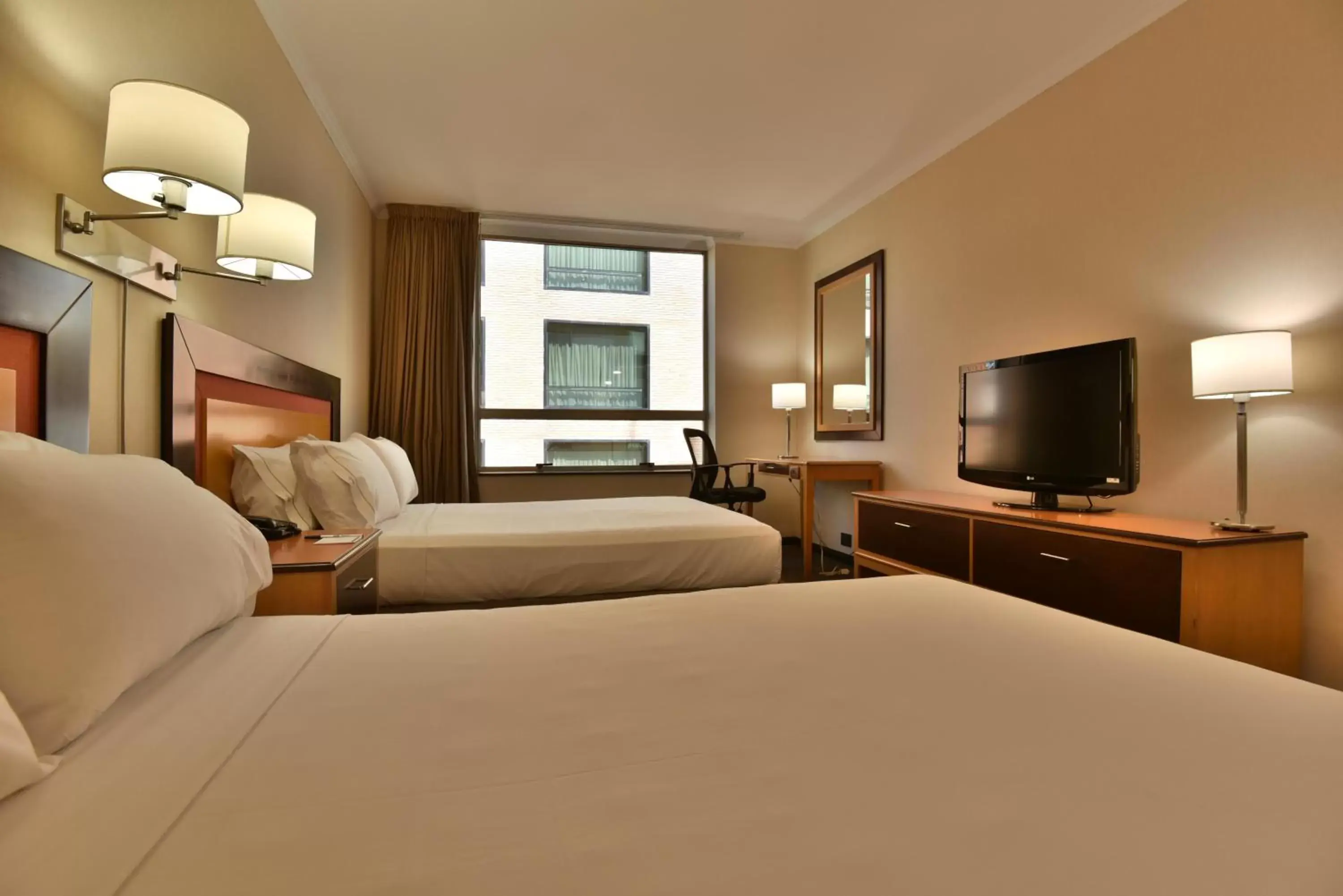 Photo of the whole room in Holiday Inn Express Puerto Madero, an IHG Hotel