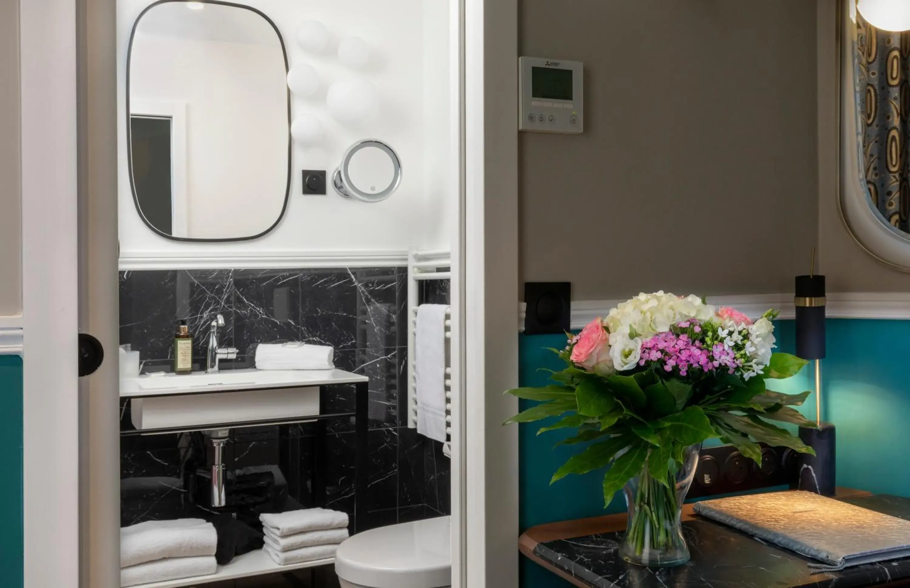 Toilet, Bathroom in Hotel Elysa-Luxembourg
