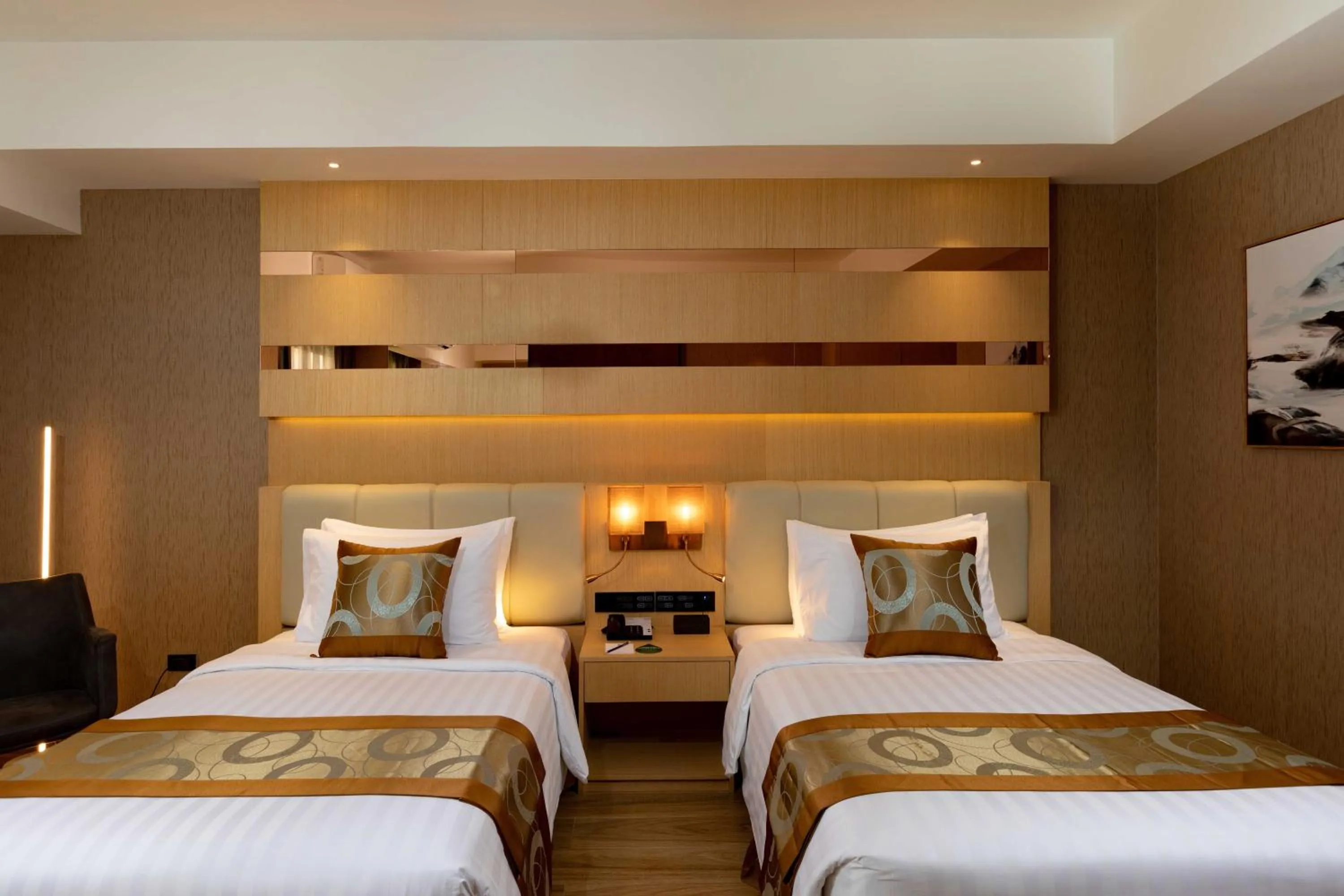 Bedroom, Bed in Best Western Plus Metro Clark