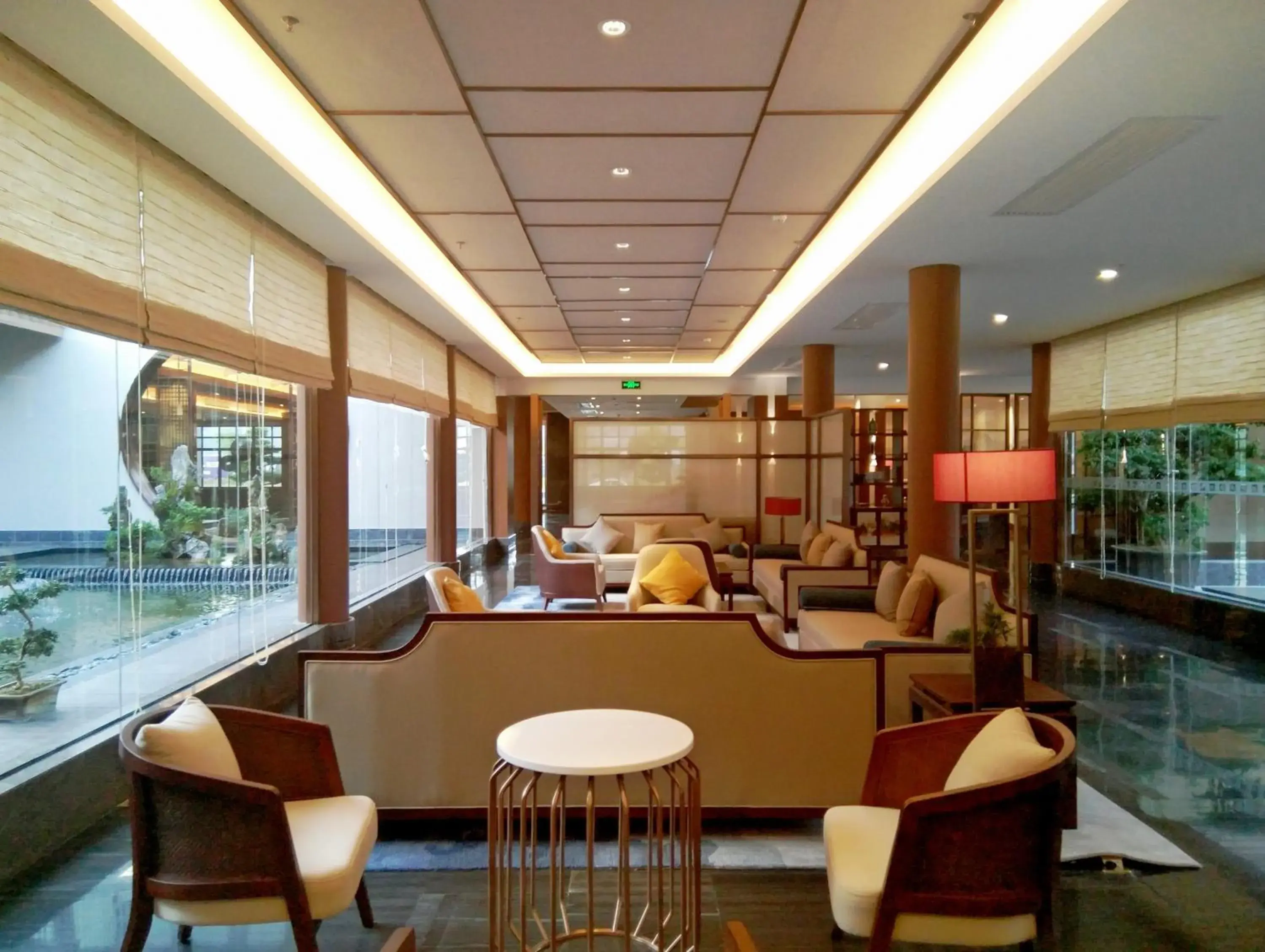 Lounge/Bar in Wyndham Guilin Pingle