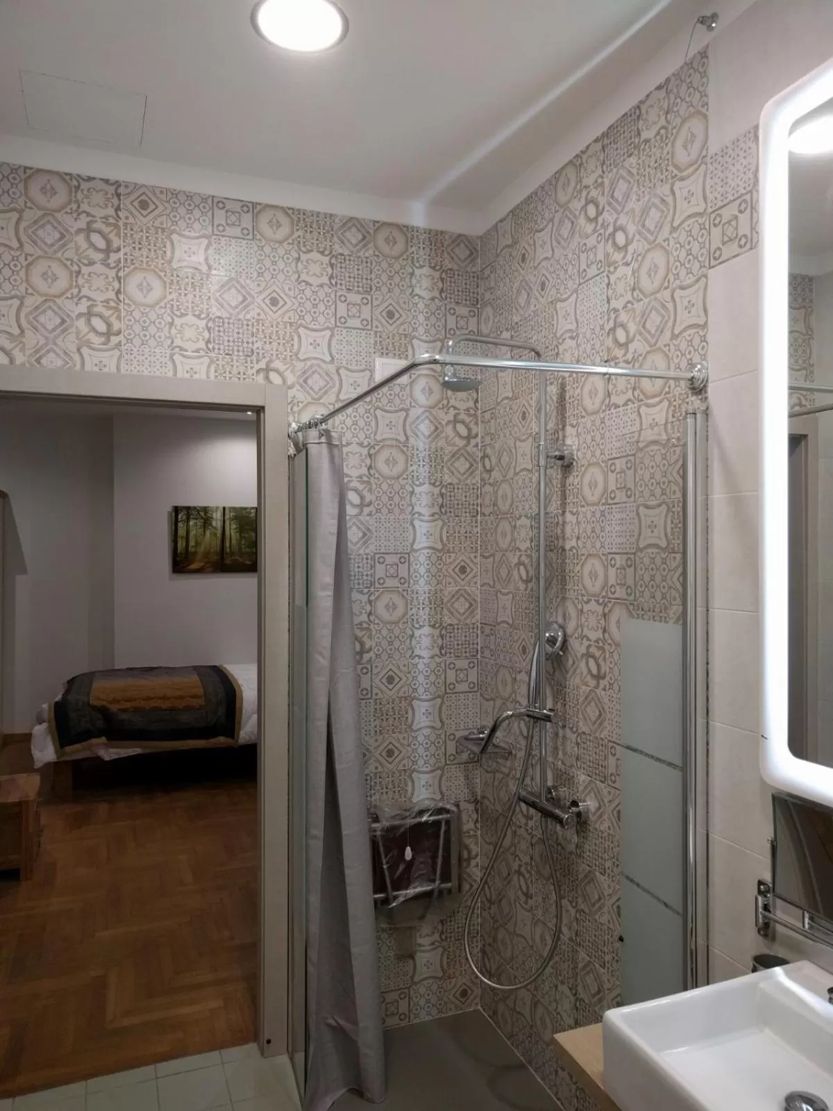 Shower in "La Selvetta" bed and breakfast