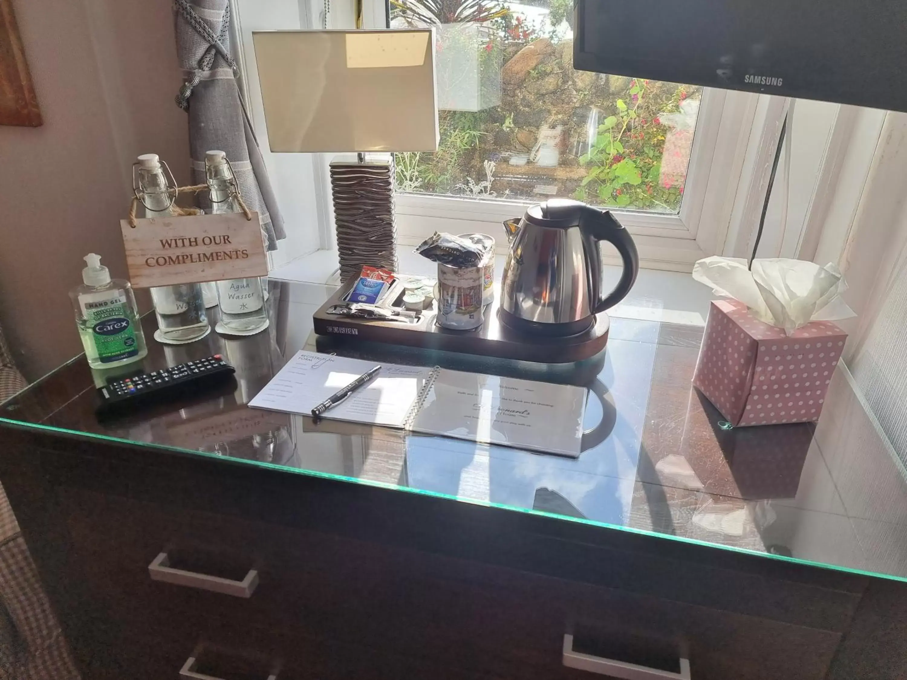 Coffee/tea facilities in St Leonards Guest House