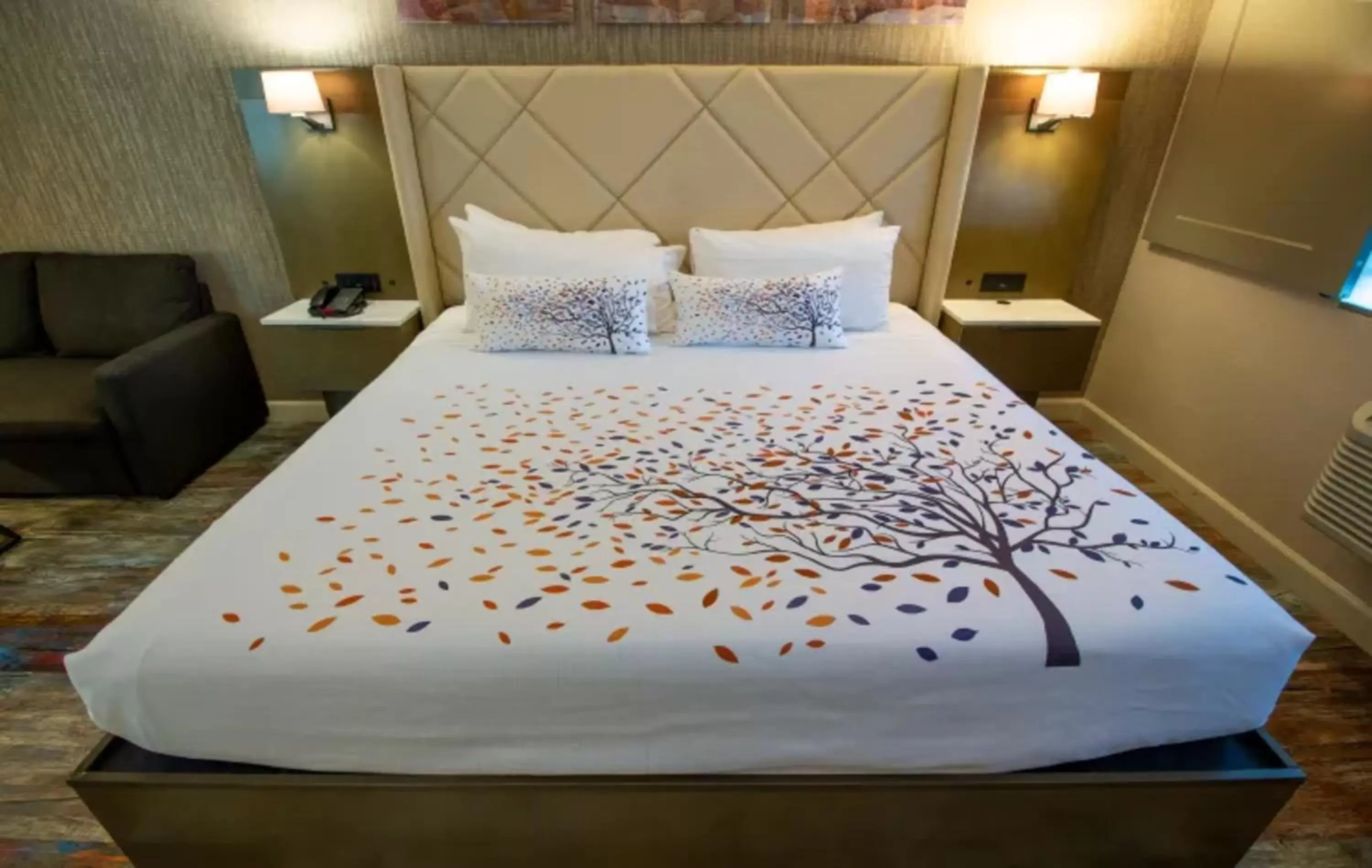 Bed in Empeiria High Sierra Hotel