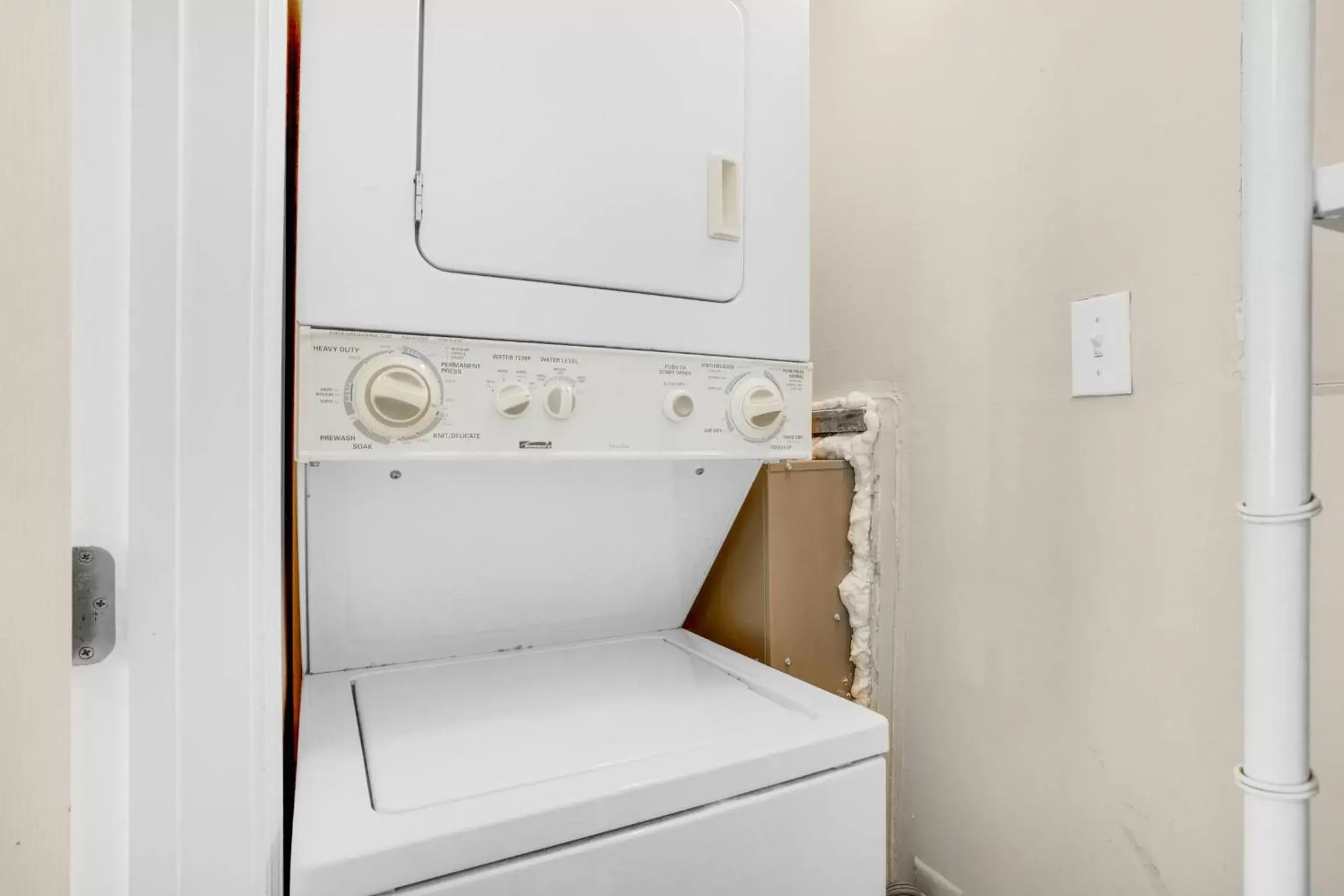 Bathroom in Shoreline Towers 1024