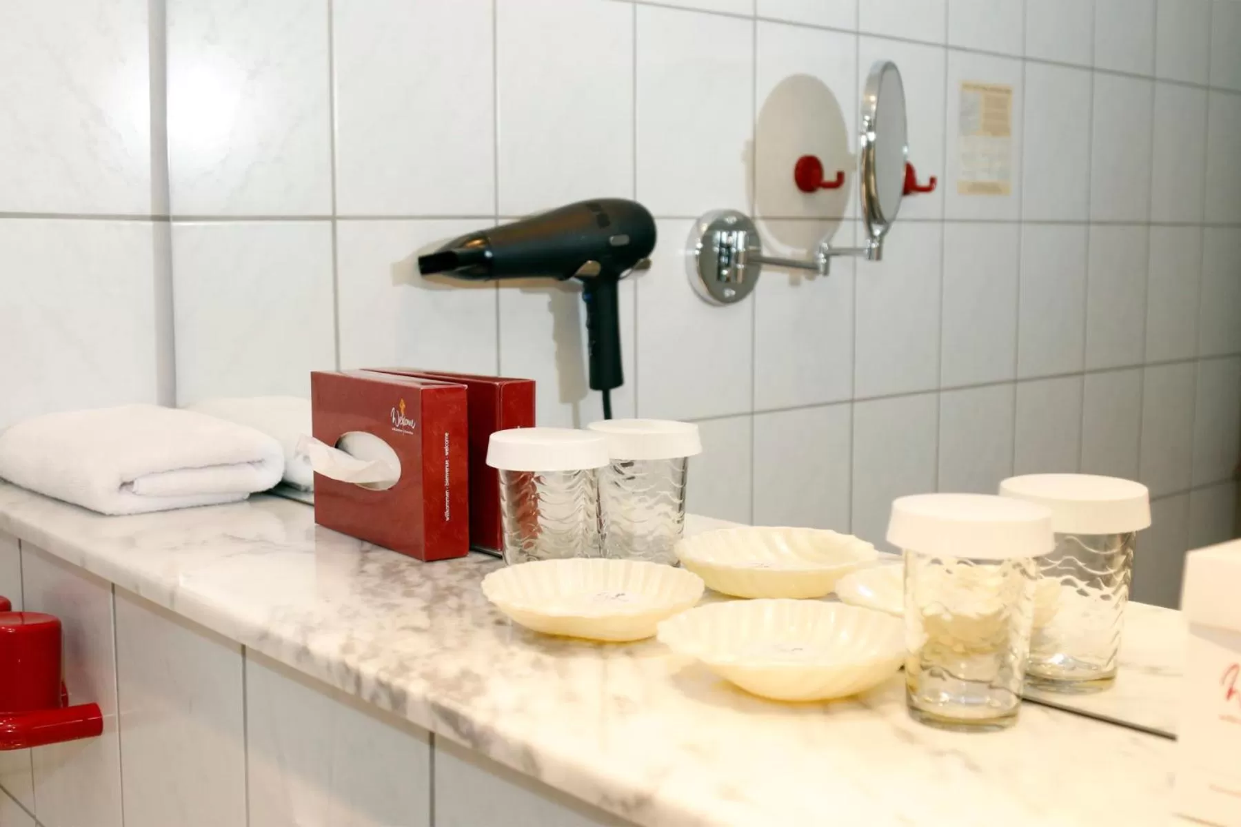 Bathroom in Hotel Märkischer Hof