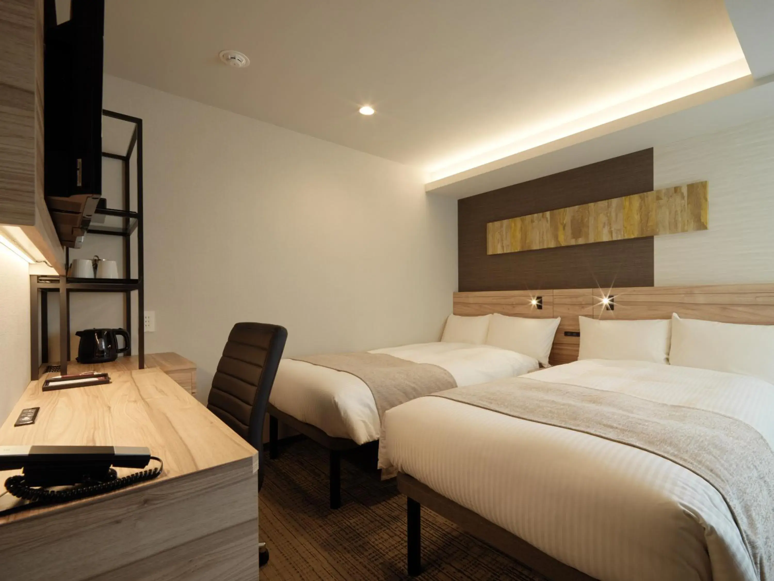 Twin Room - Non Smoking - Tower Building in Hotel Emisia Tokyo Tachikawa Twin Room - Non Smoking - Tower Building in Hotel Emisia Tokyo Tachikawa