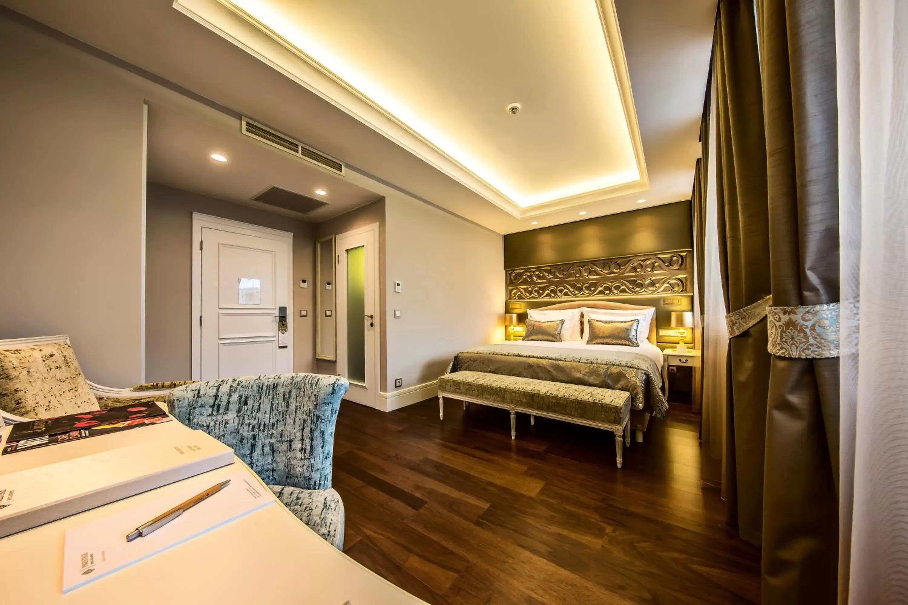 Bedroom, Bed in Prestige Hotel Budapest