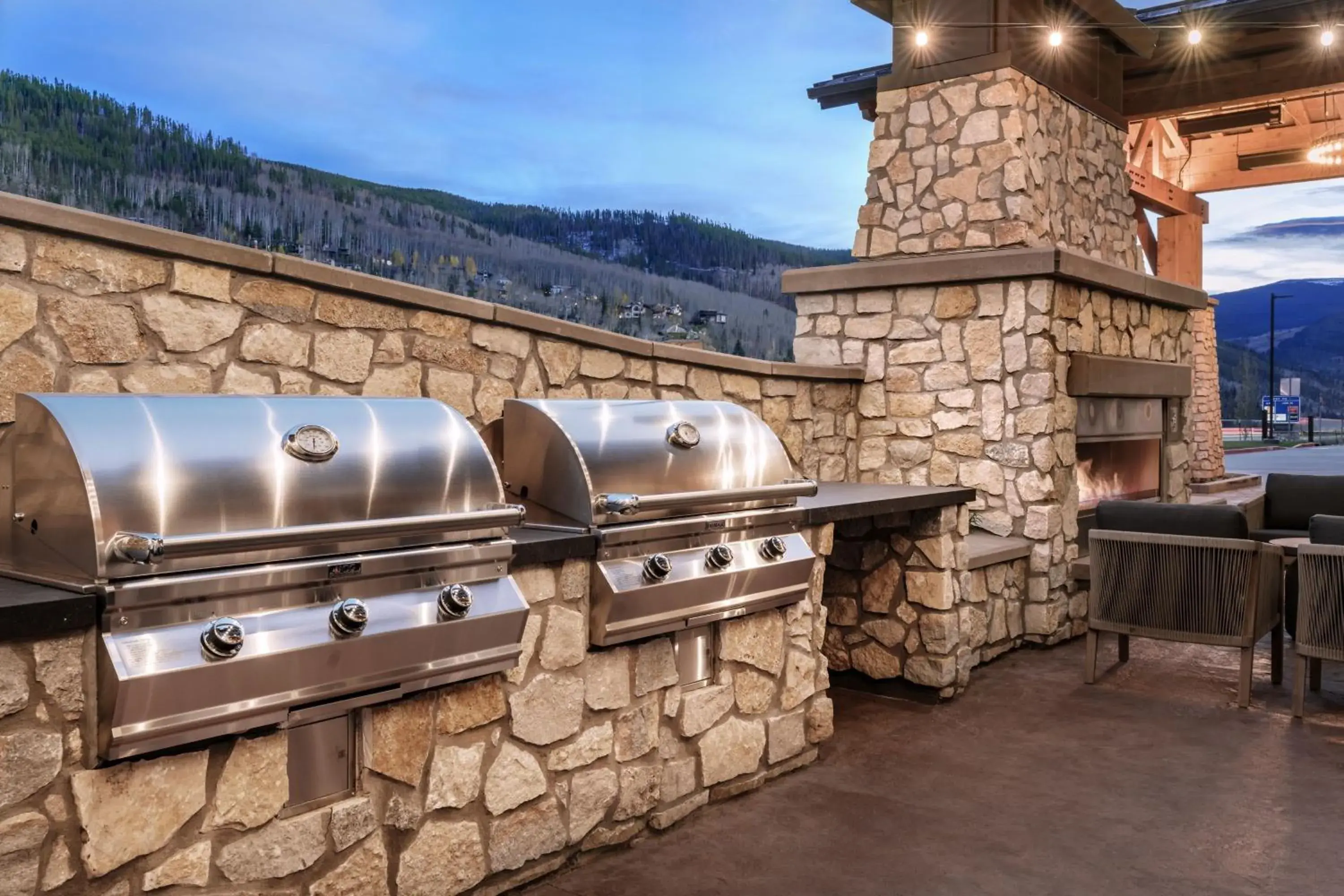 Restaurant/places to eat, BBQ Facilities in Residence Inn by Marriott Vail