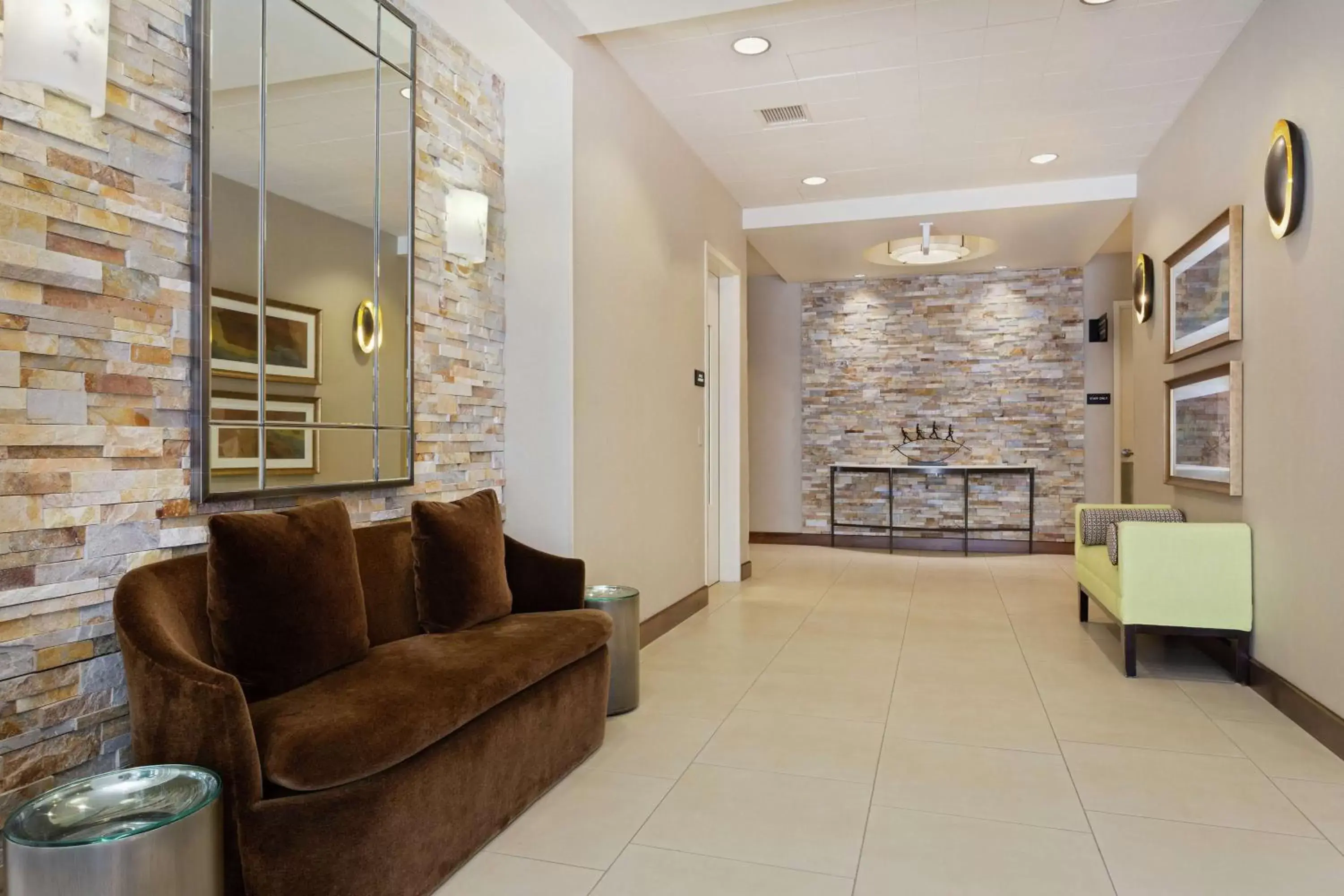 Lobby or reception, Seating Area in Hampton Inn & Suites Orlando/Downtown South - Medical Center