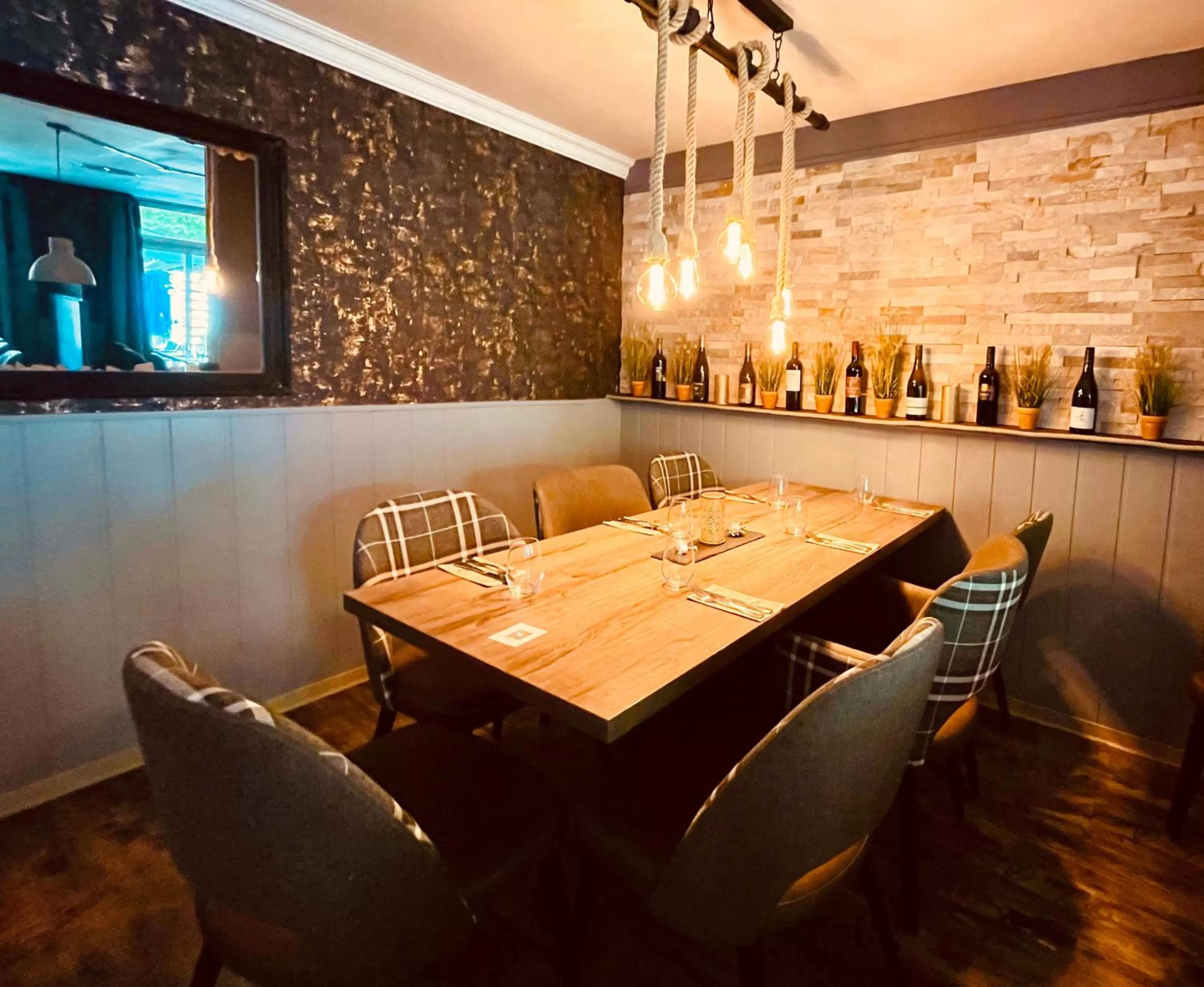 Restaurant/places to eat in Stadthotel-Garni Smutje