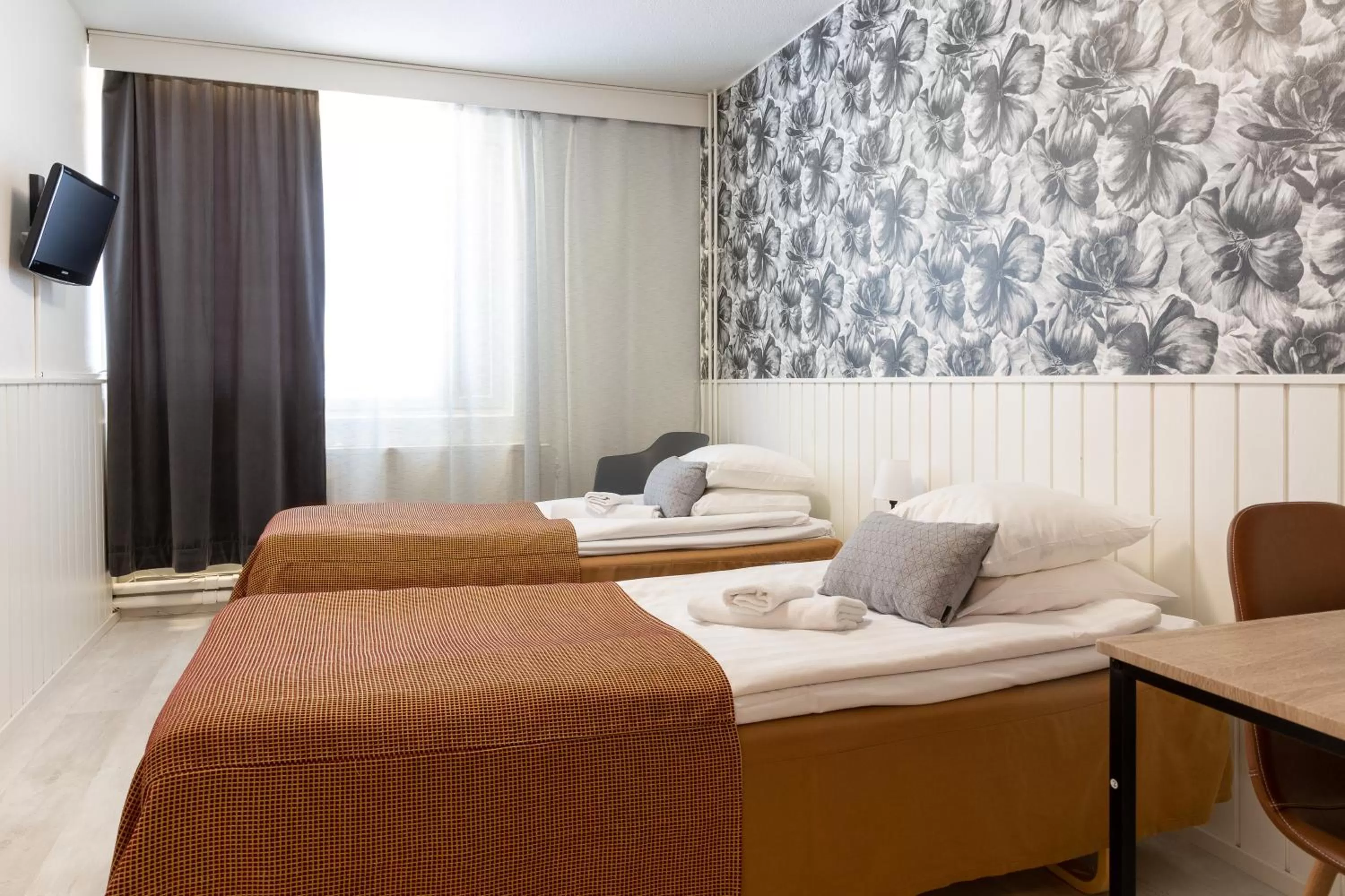 Bedroom, Bed in Hotel Kajaani