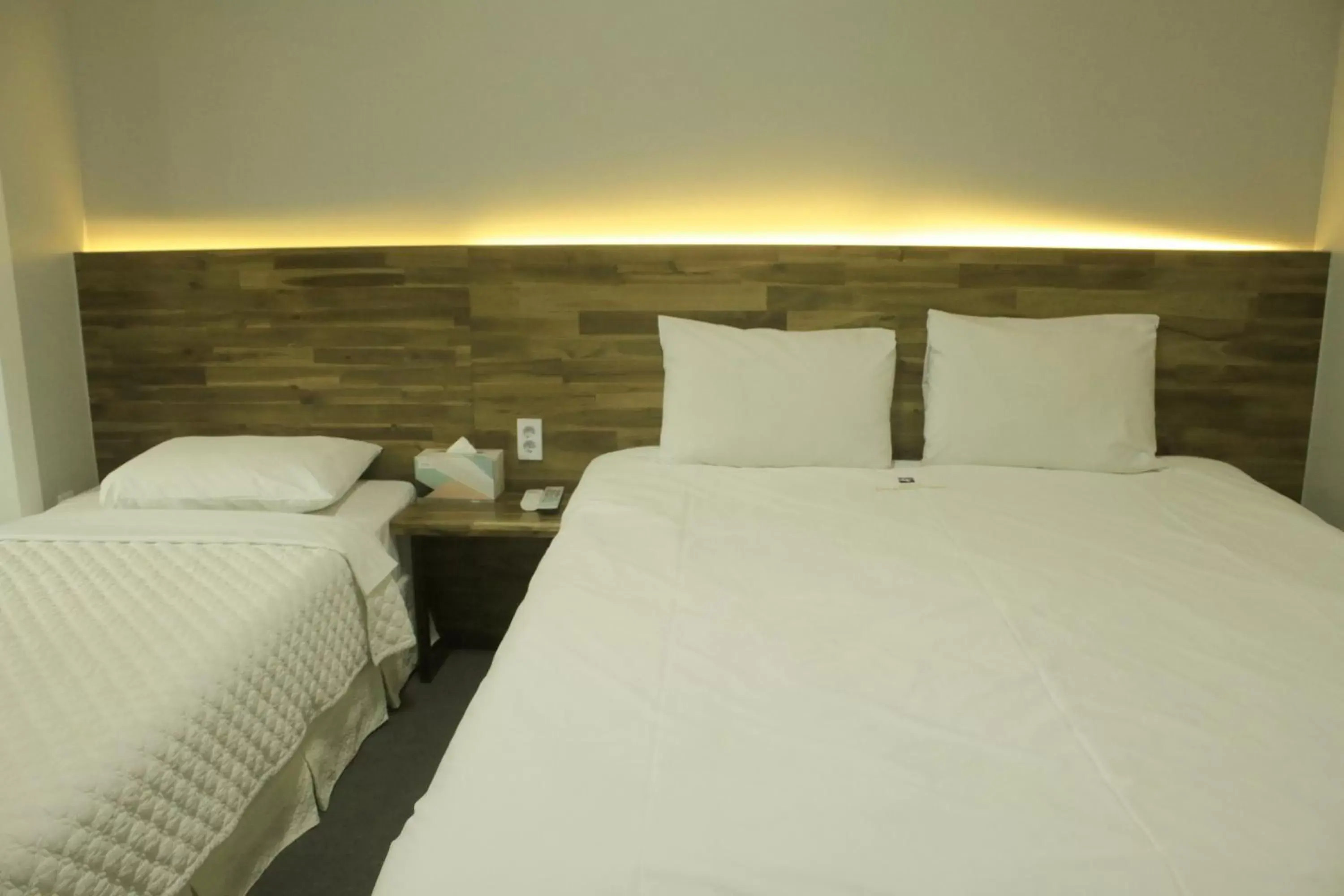 Bed in Hotel Ocean View