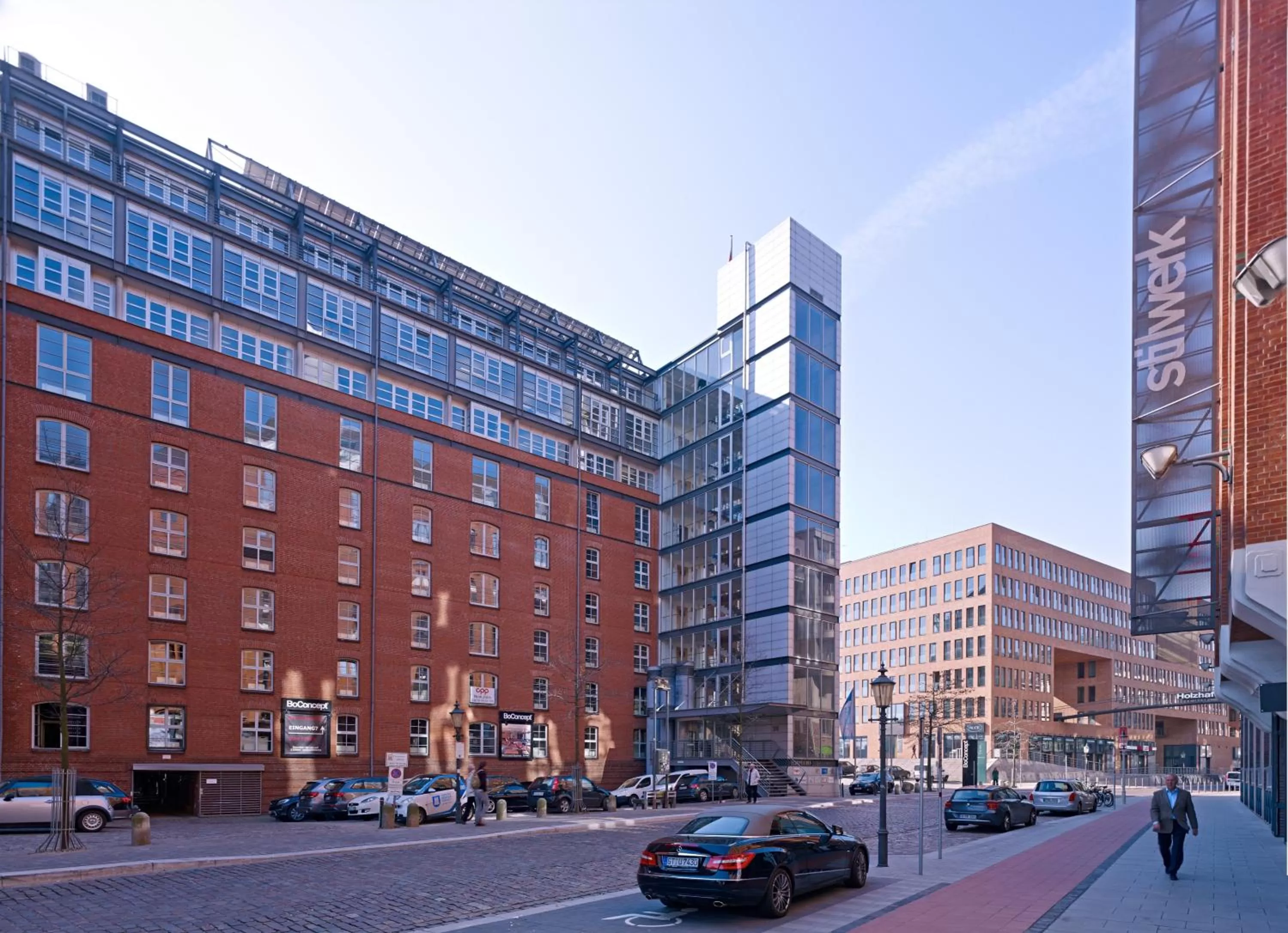 Facade/entrance in GINN Hotel Hamburg Elbspeicher