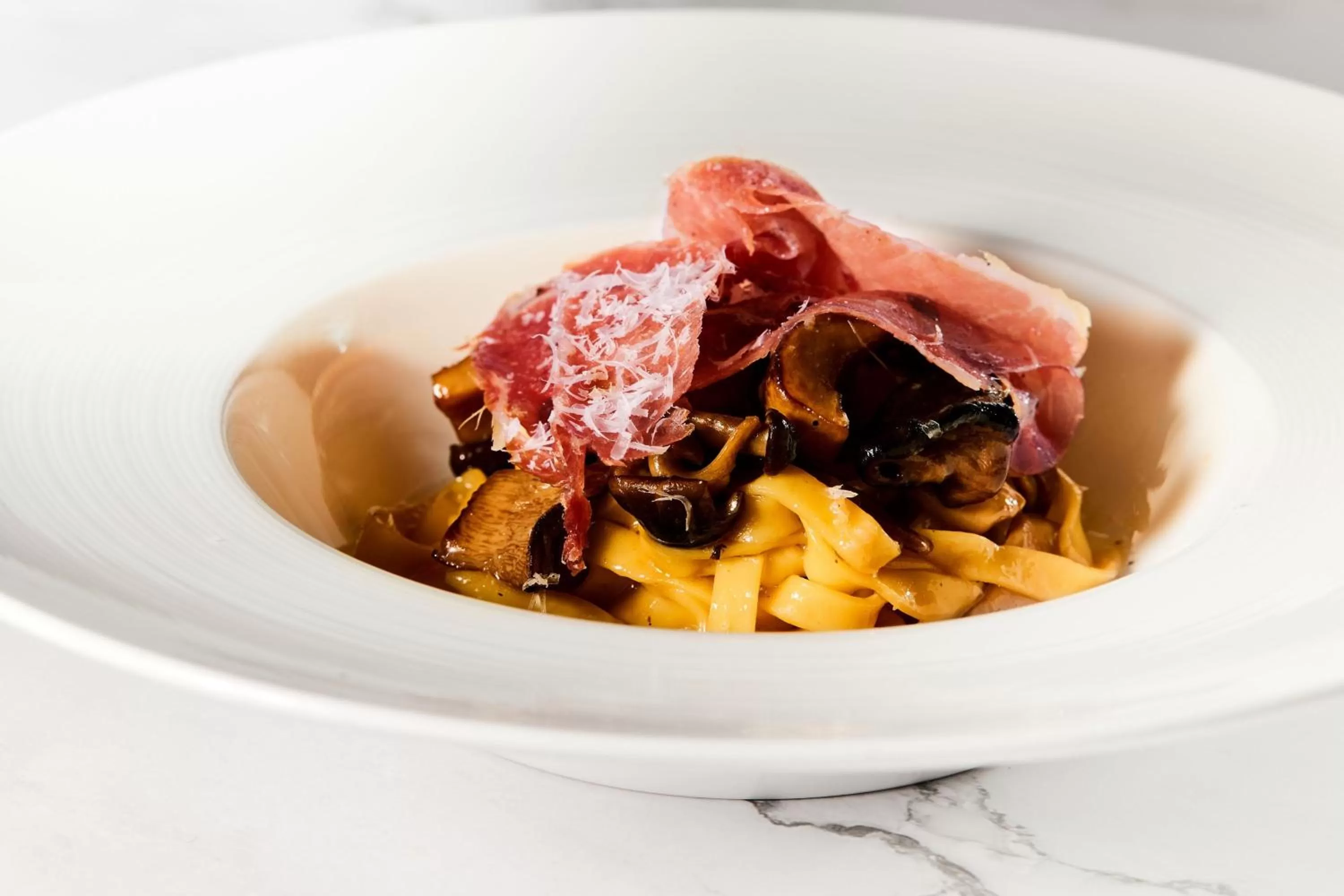 Restaurant/places to eat in The St. Regis Osaka