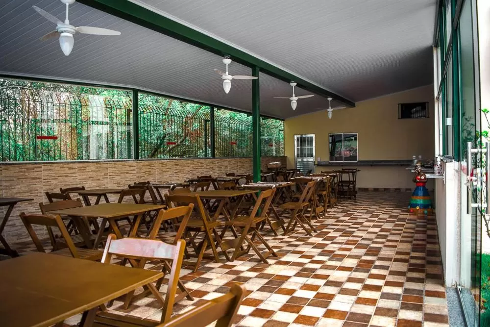 Breakfast, Restaurant/Places to Eat in Pousada Vila Real Flats