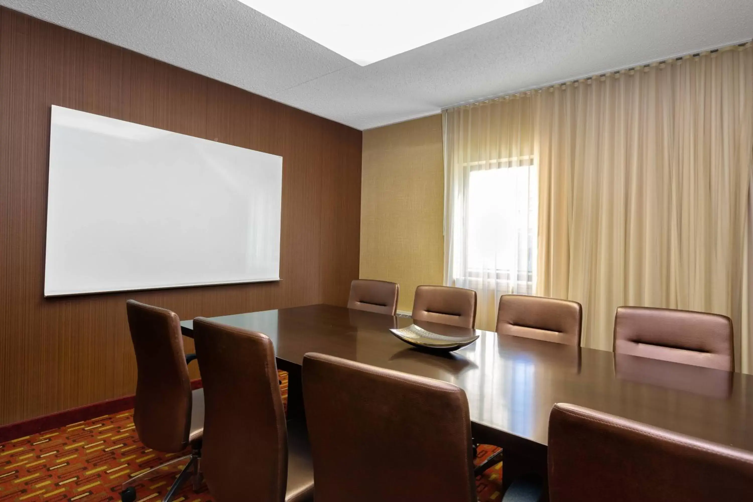 Meeting/conference room in Courtyard by Marriott Dallas-Fort Worth/Bedford