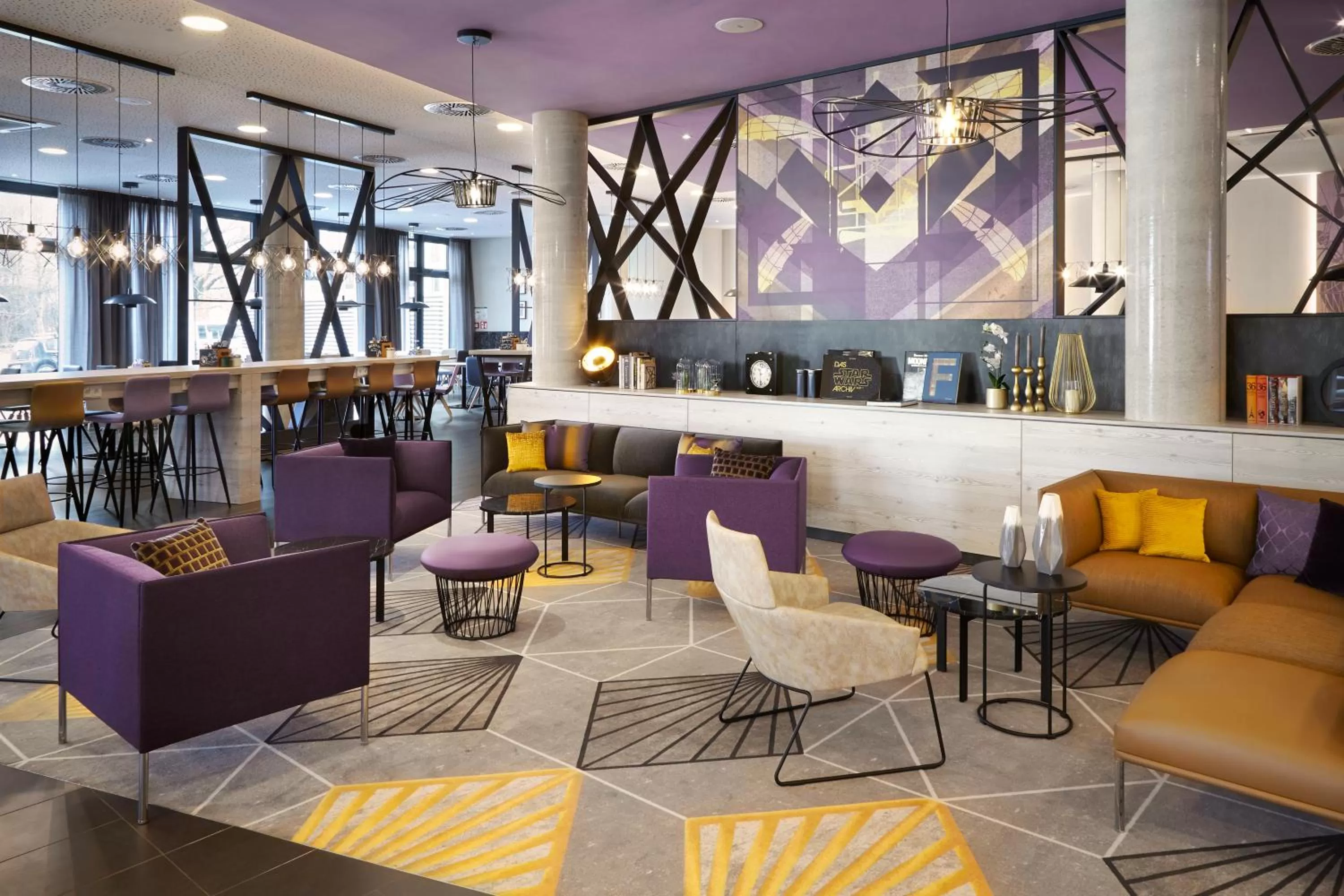 Lounge or bar in Holiday Inn - the niu, Air Frankfurt Messe by IHG