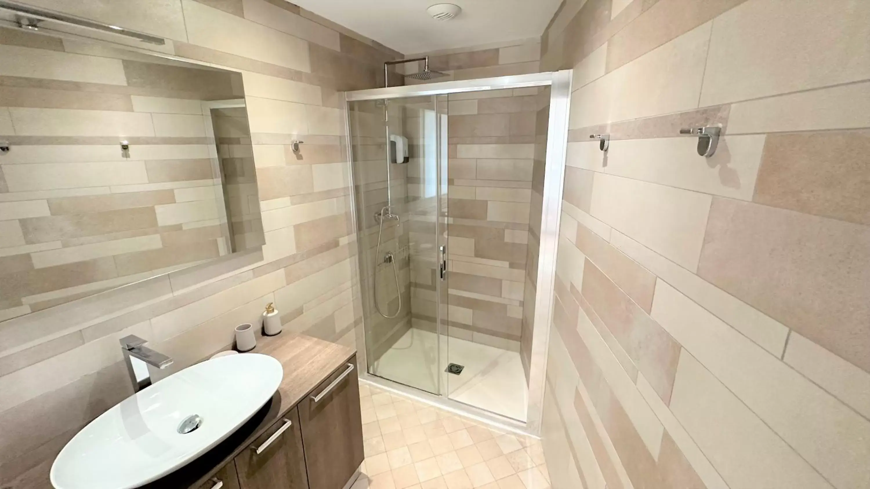 Shower, Bathroom in LE MIDI 8 by ESTATES CANNES