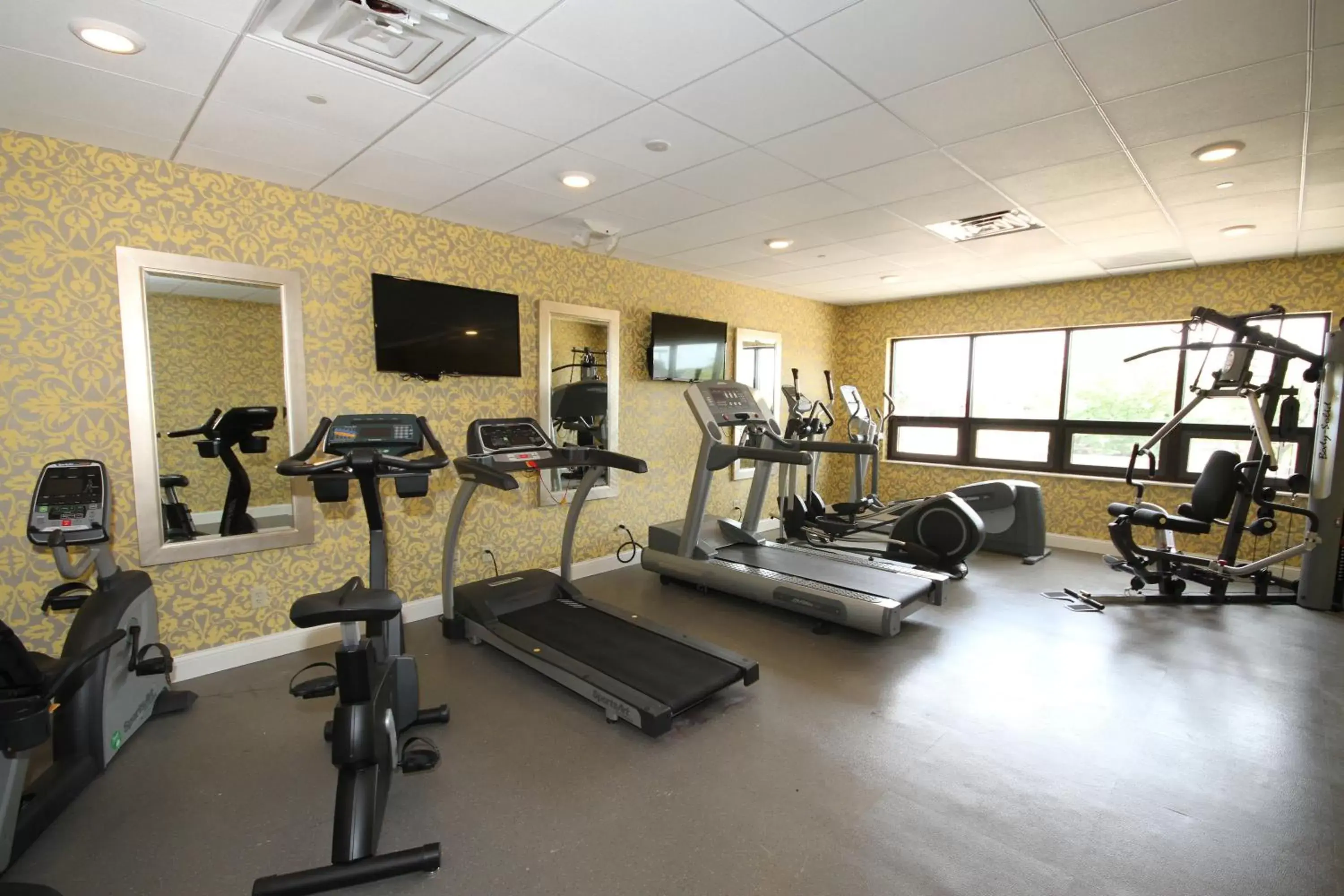 Fitness centre/facilities, Fitness Center/Facilities in Holiday Inn Express Janesville-I-90 & US Highway 14, an IHG Hotel