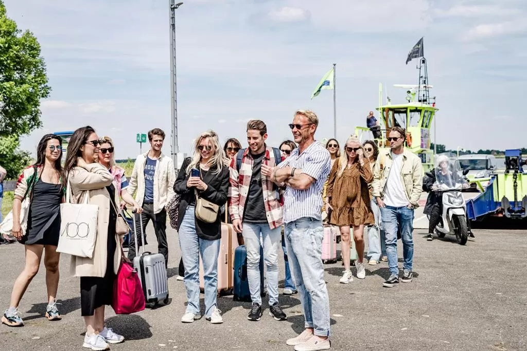 People in TinyParks Cast Away