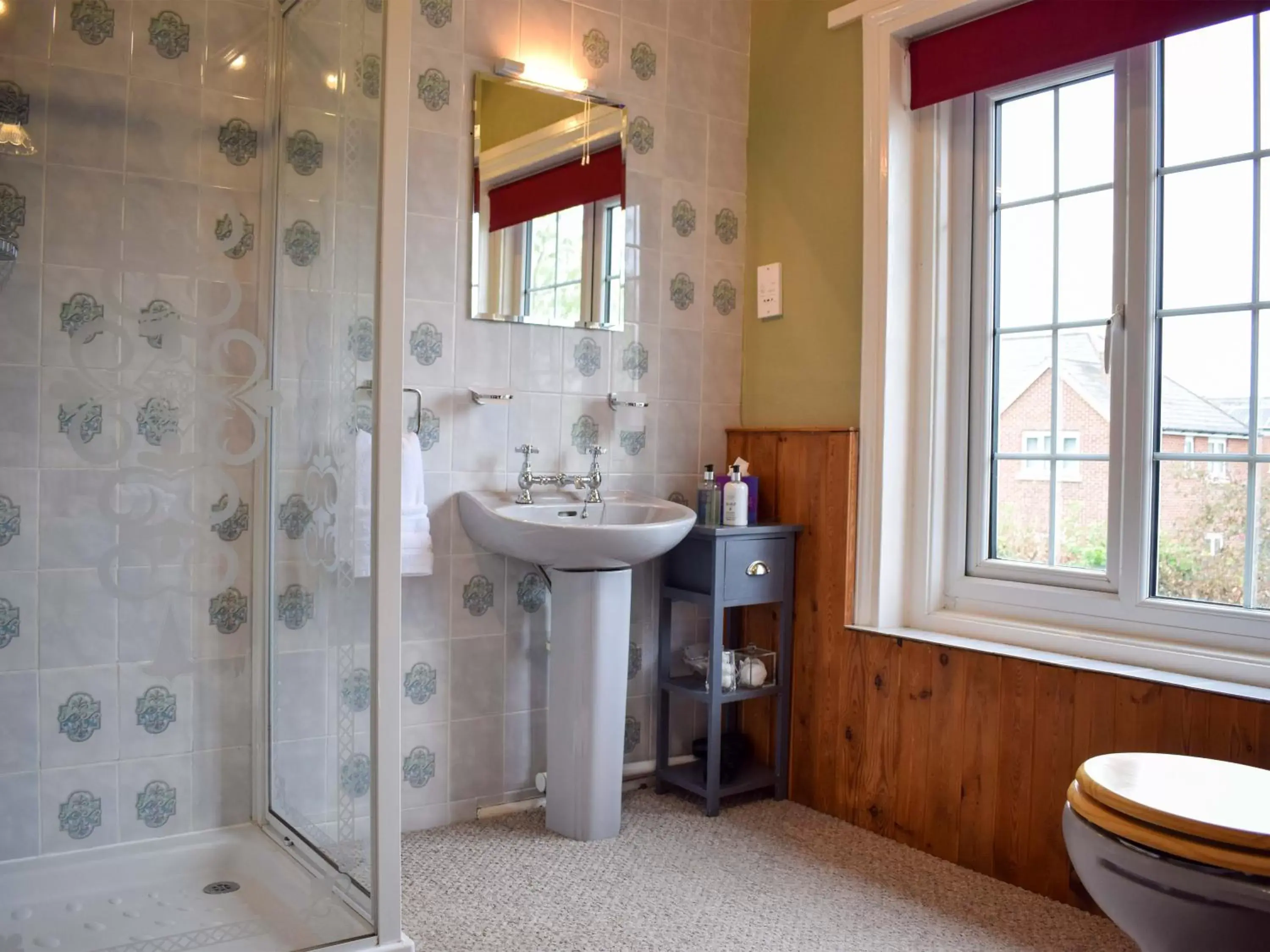 Shower, Bathroom in Elloe Lodge