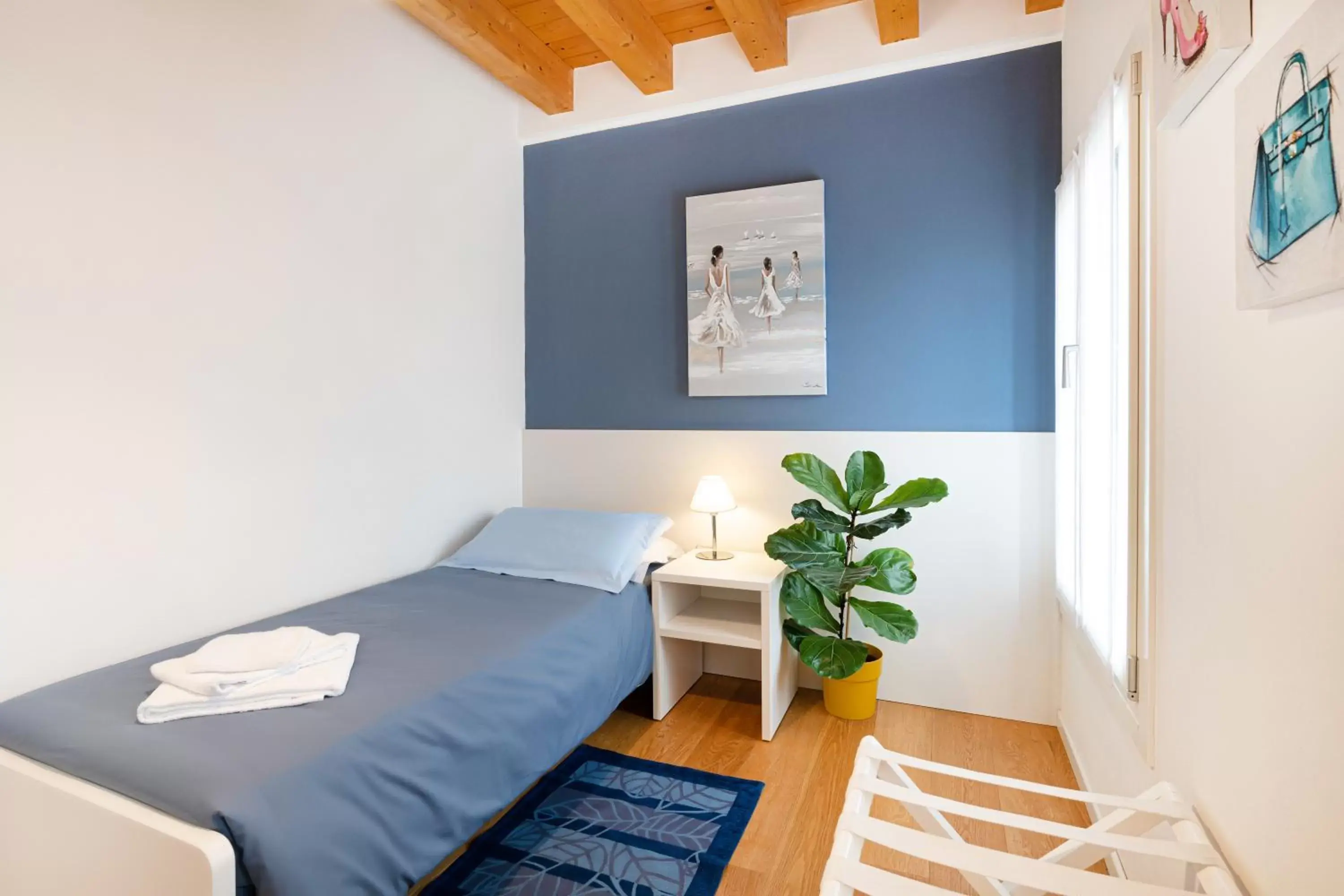 Bed in Ca' Degli Antichi Giardini Apartments