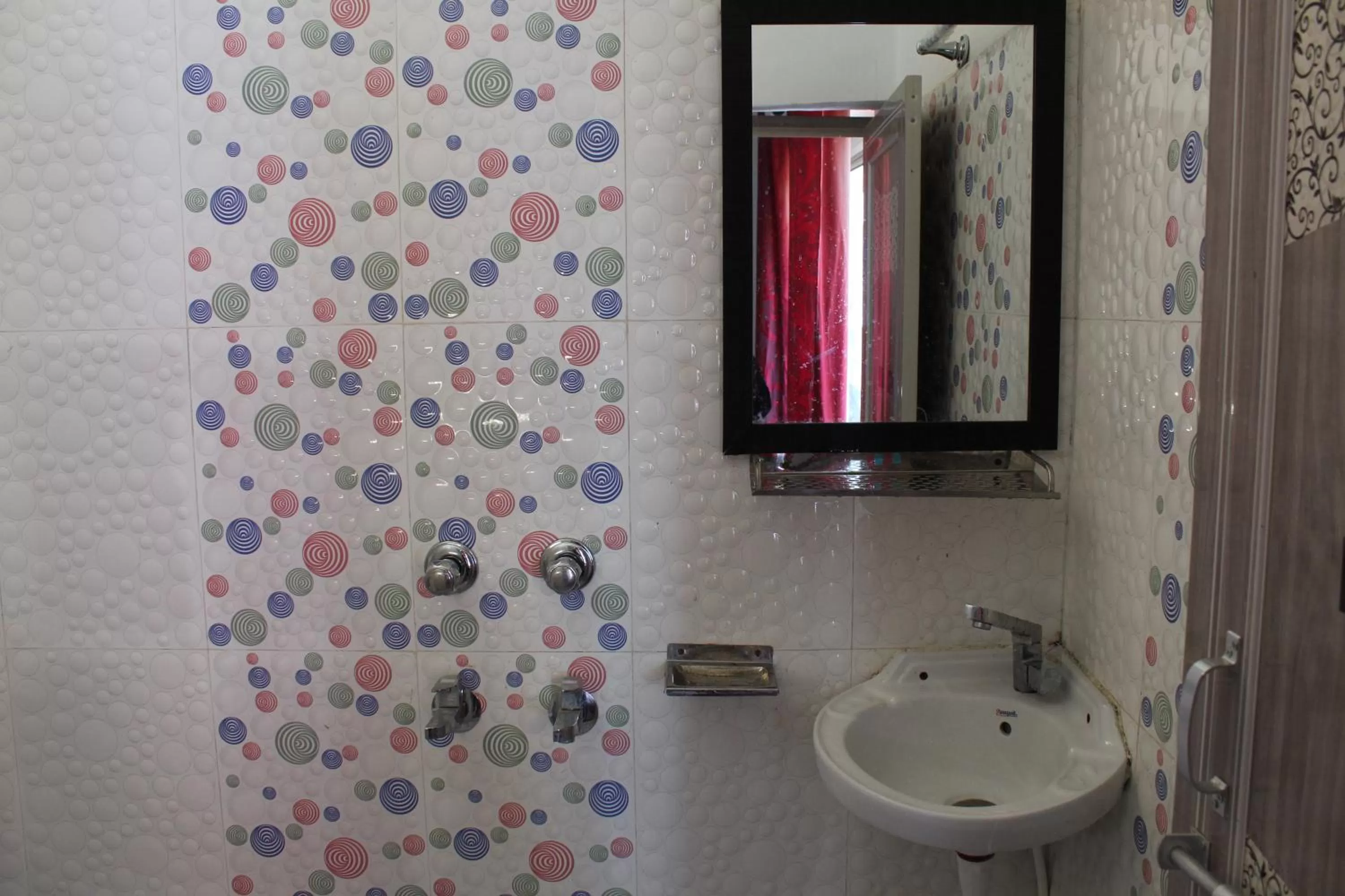 Bathroom in Hotel Sunset